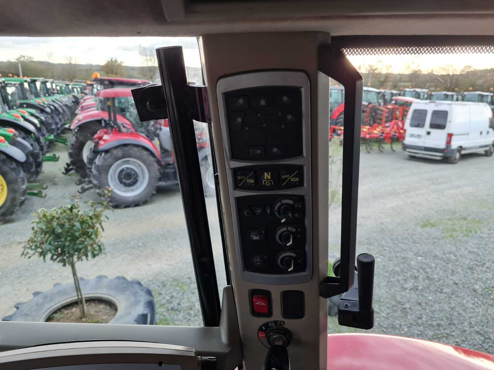 MASSEY FERGUSON 7724 DYNA VT