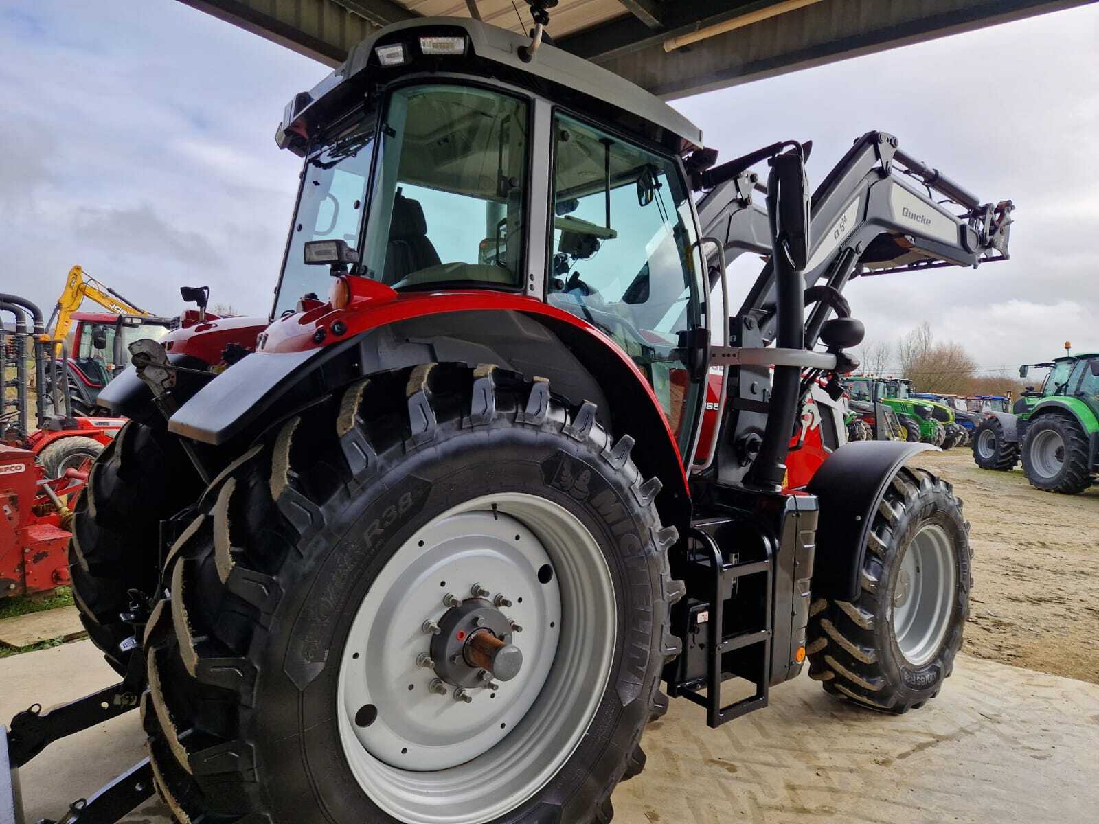 MASSEY FERGUSON 7S165