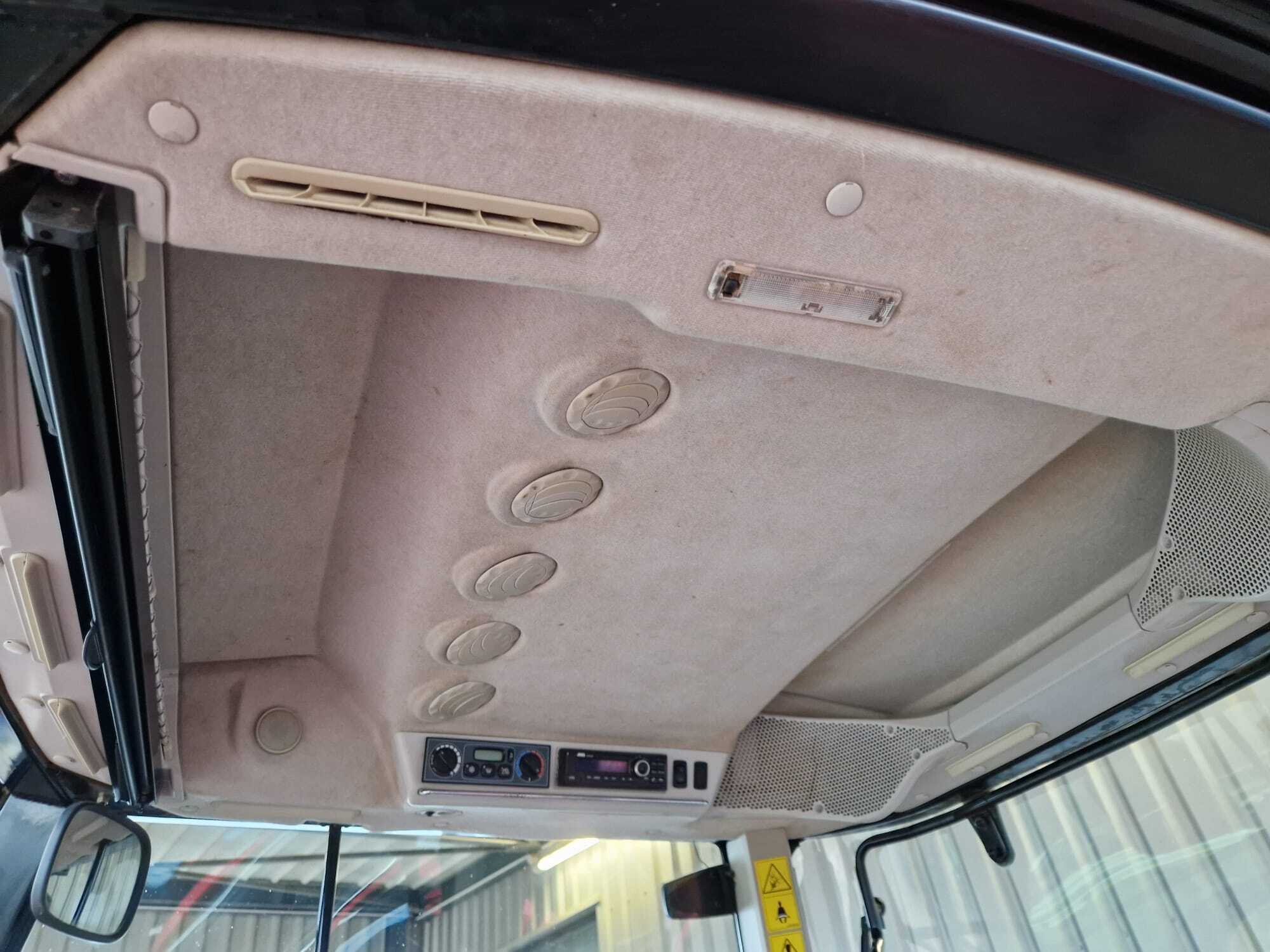 MASSEY FERGUSON 8250 DYNA VT