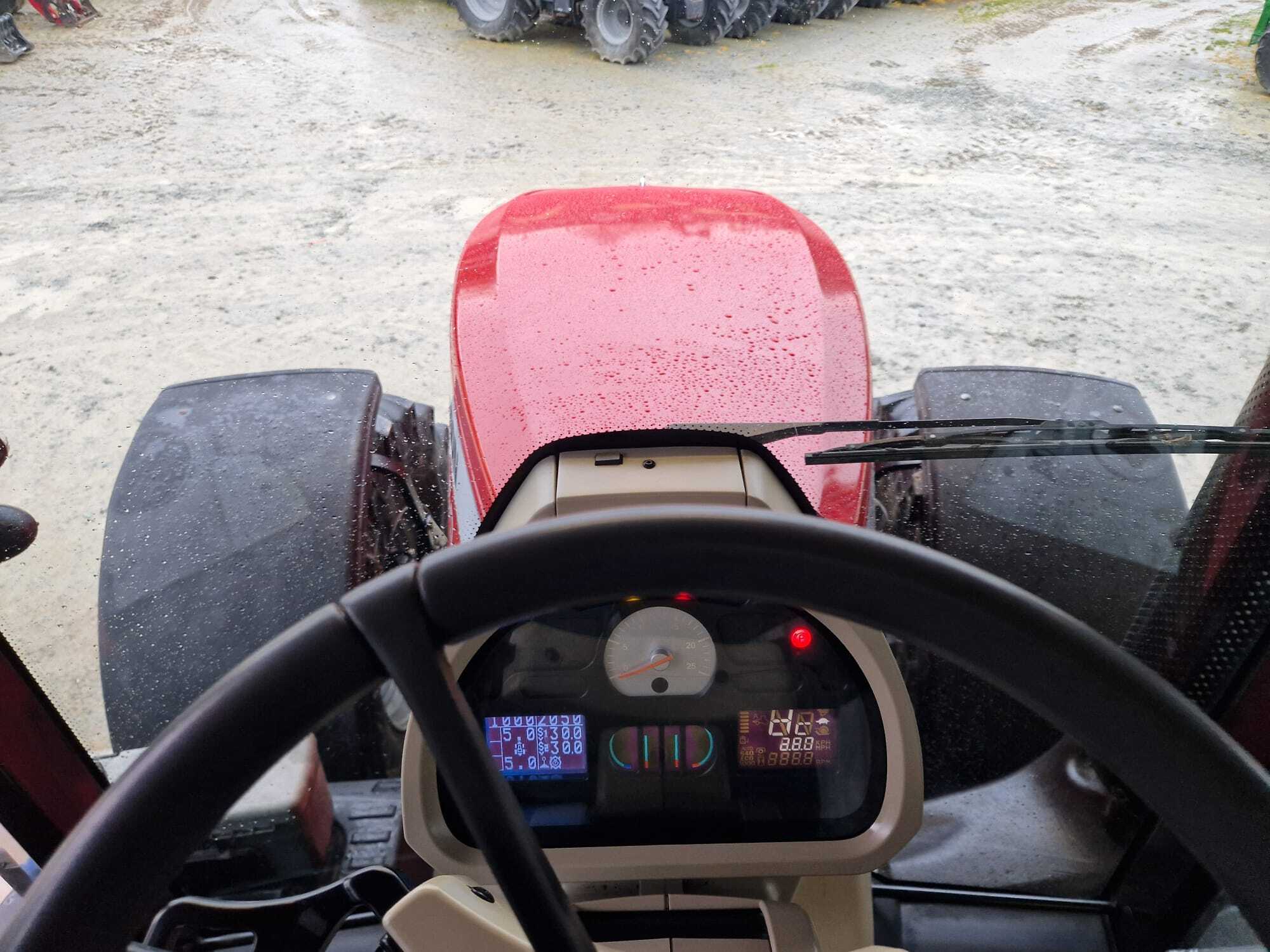 MASSEY FERGUSON 8250 DYNA VT