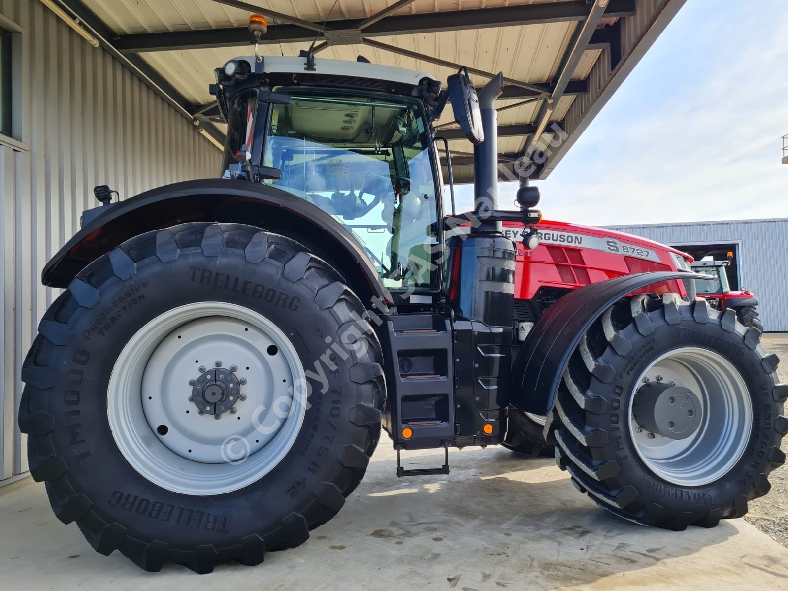 MASSEY FERGUSON 8727 S