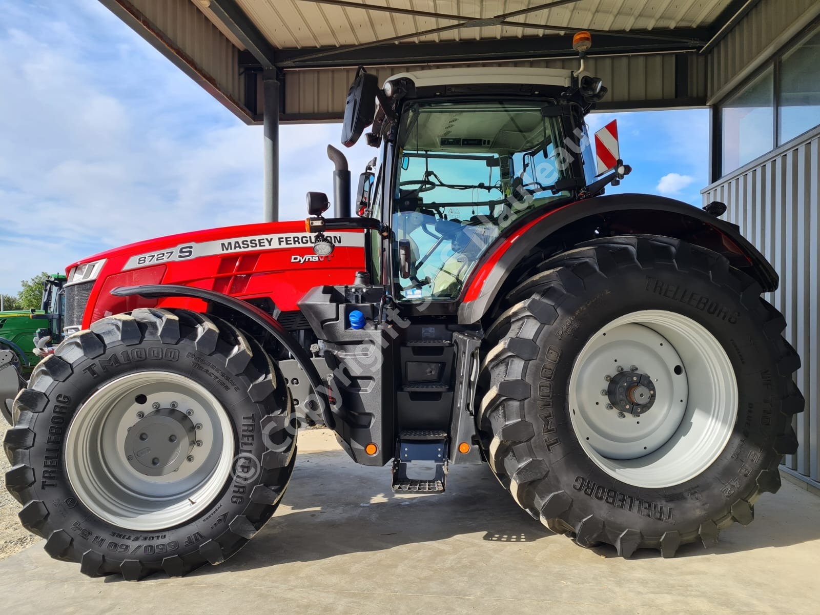 MASSEY FERGUSON 8727 S
