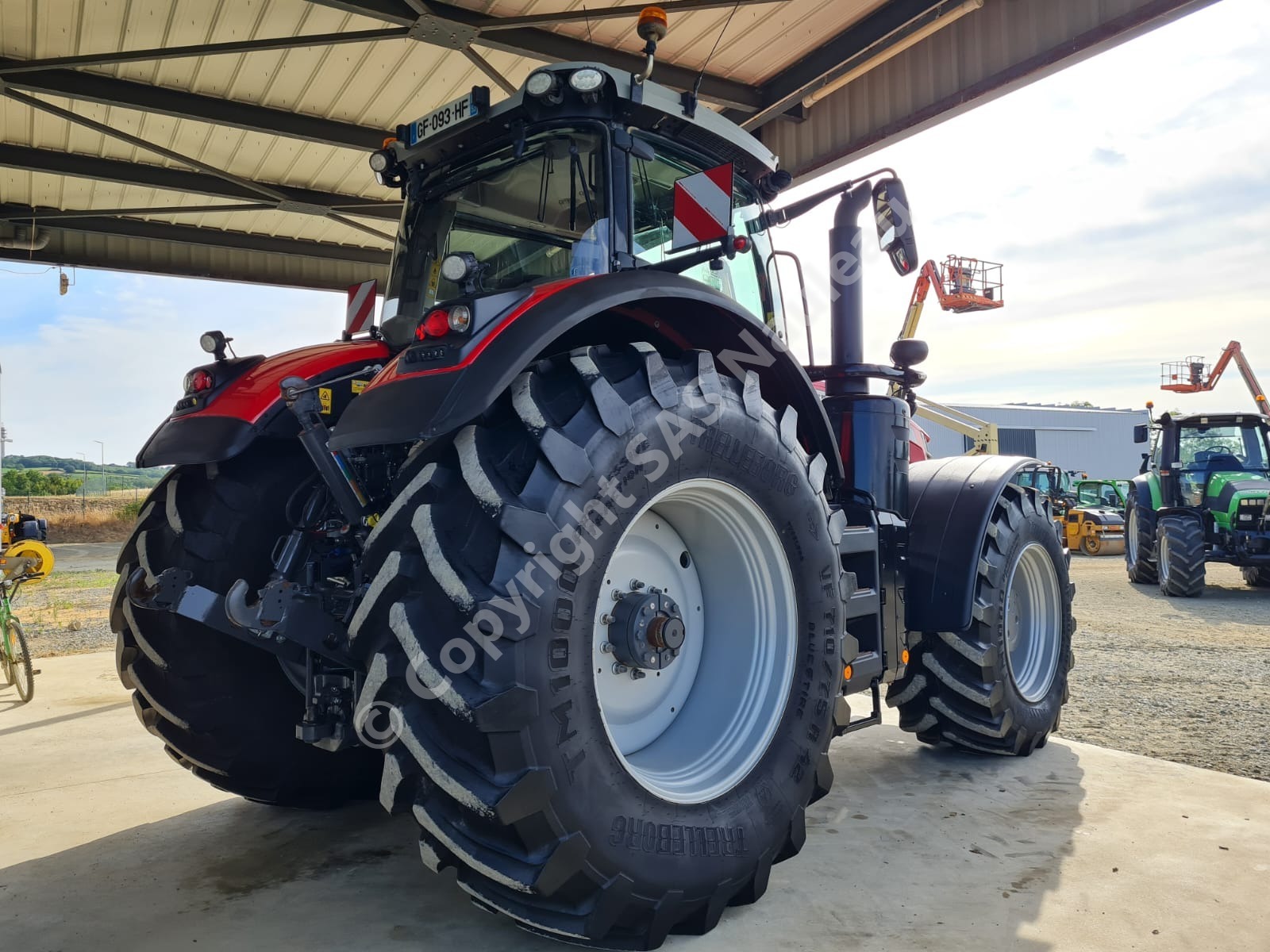 MASSEY FERGUSON 8727 S