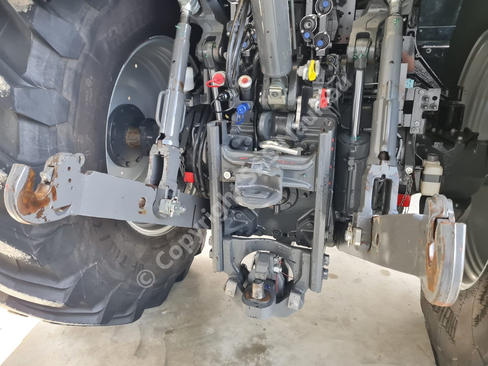 MASSEY FERGUSON 8727 S