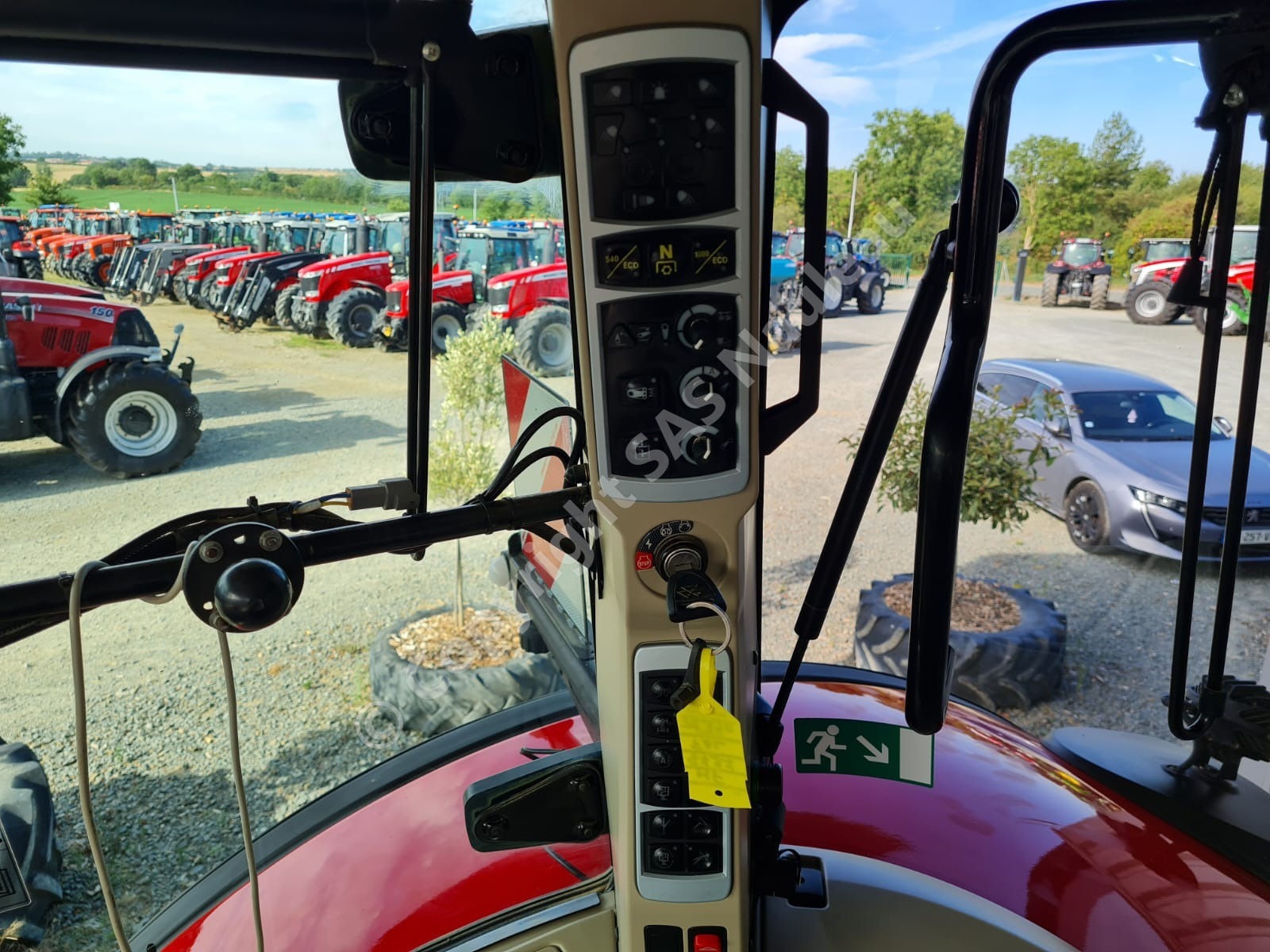 MASSEY FERGUSON 8727 S