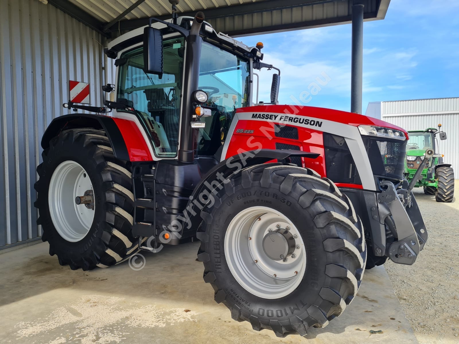 MASSEY FERGUSON 8S225 DYNA VT