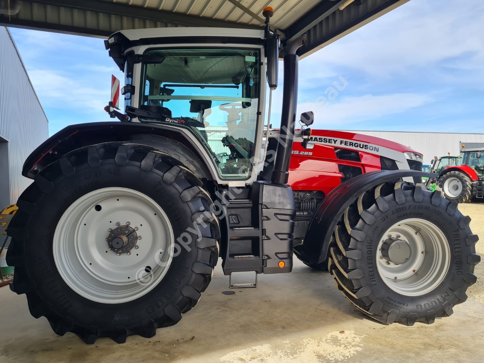 MASSEY FERGUSON 8S225 DYNA VT