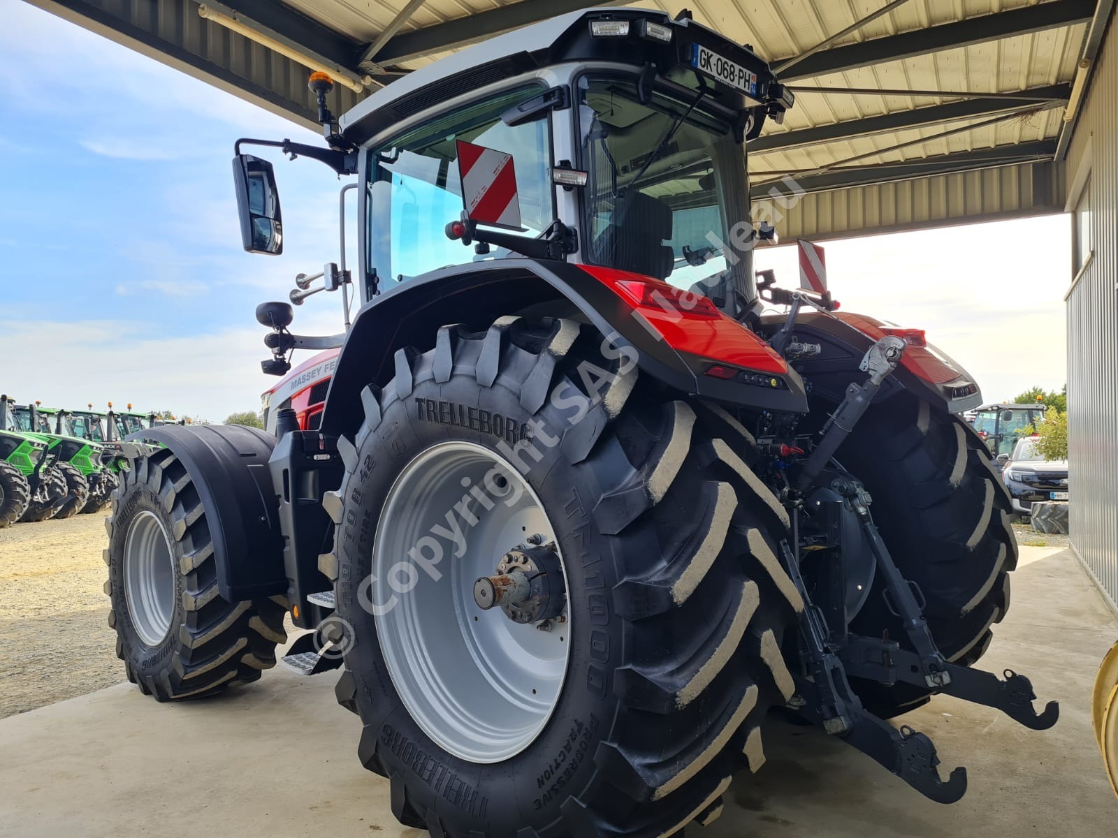 MASSEY FERGUSON 8S225 DYNA VT