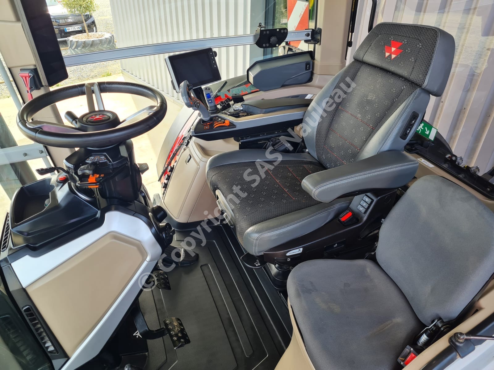 MASSEY FERGUSON 8S225 DYNA VT
