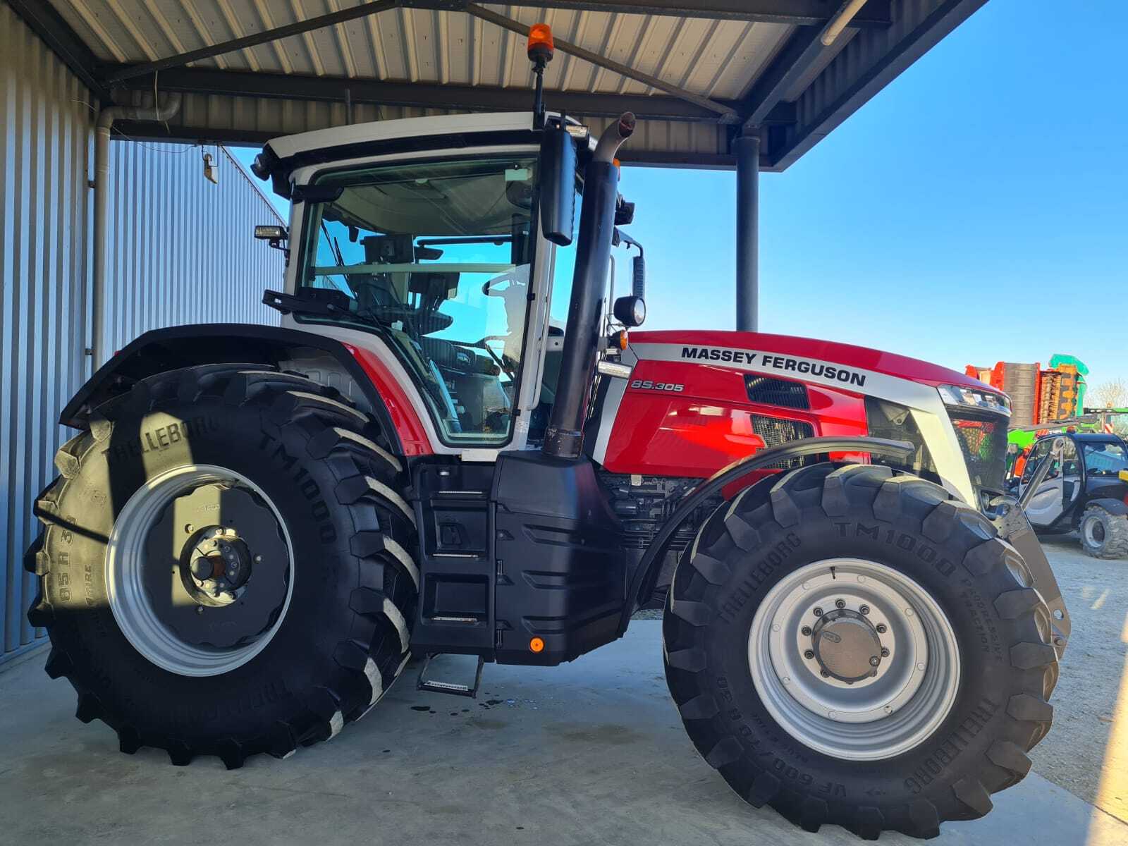 MASSEY FERGUSON 8S305 DYNA VT