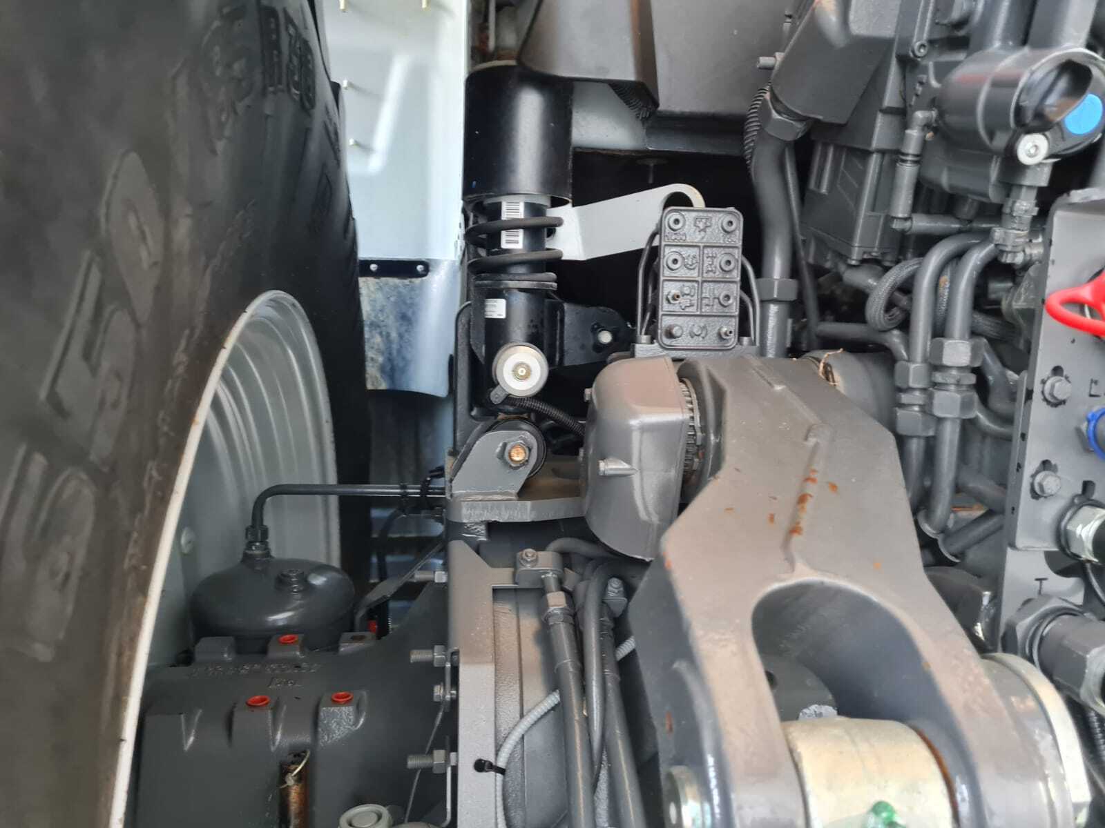 MASSEY FERGUSON 8S305 DYNA VT