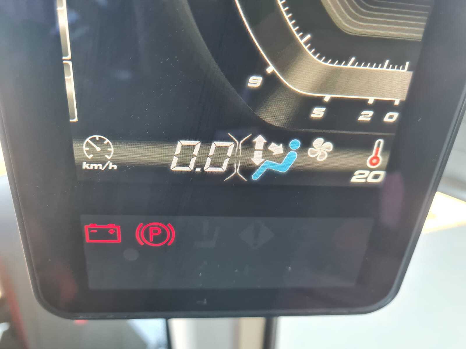 MASSEY FERGUSON 8S305 DYNA VT