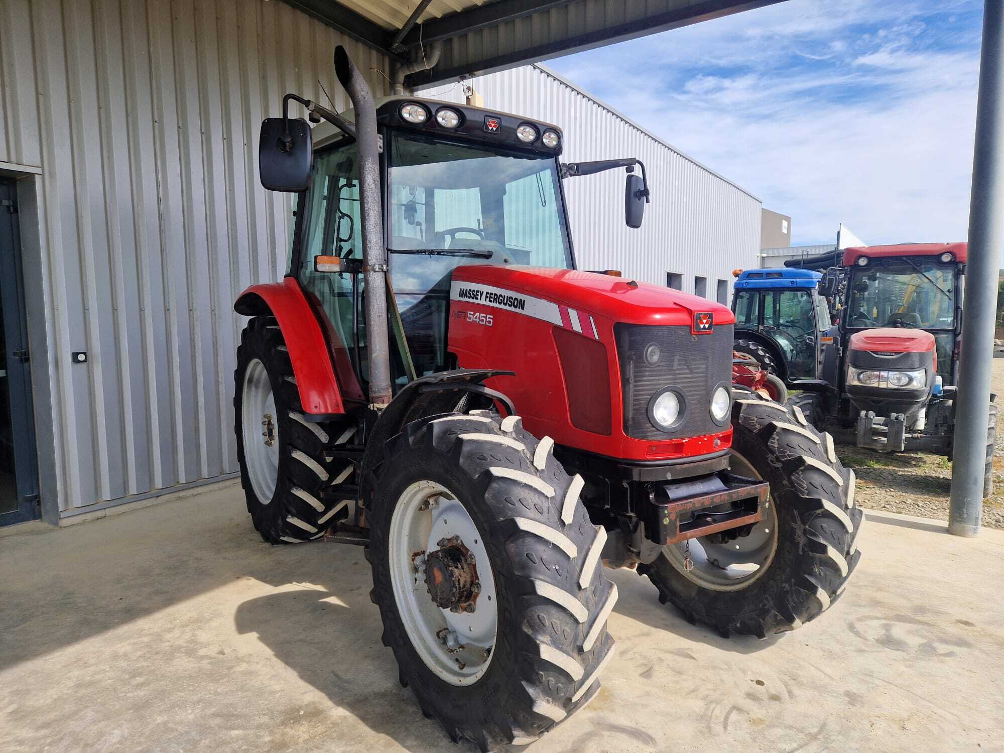 MASSEY FERGUSON 5455 DYNA 4