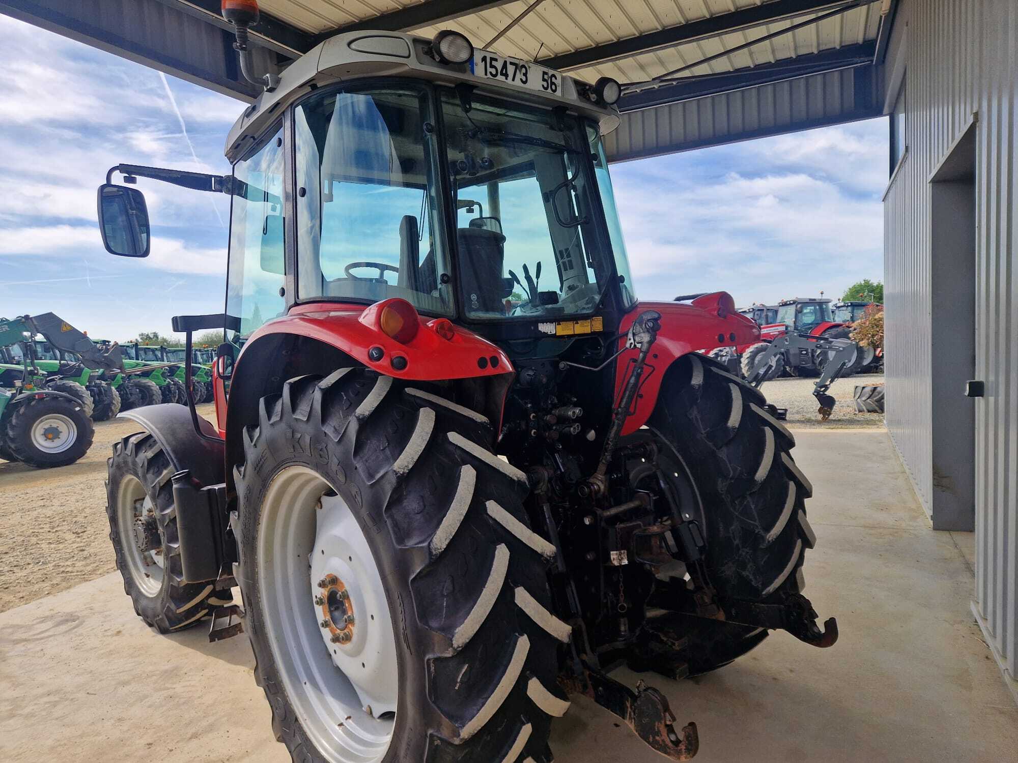 MASSEY FERGUSON 5455 DYNA 4
