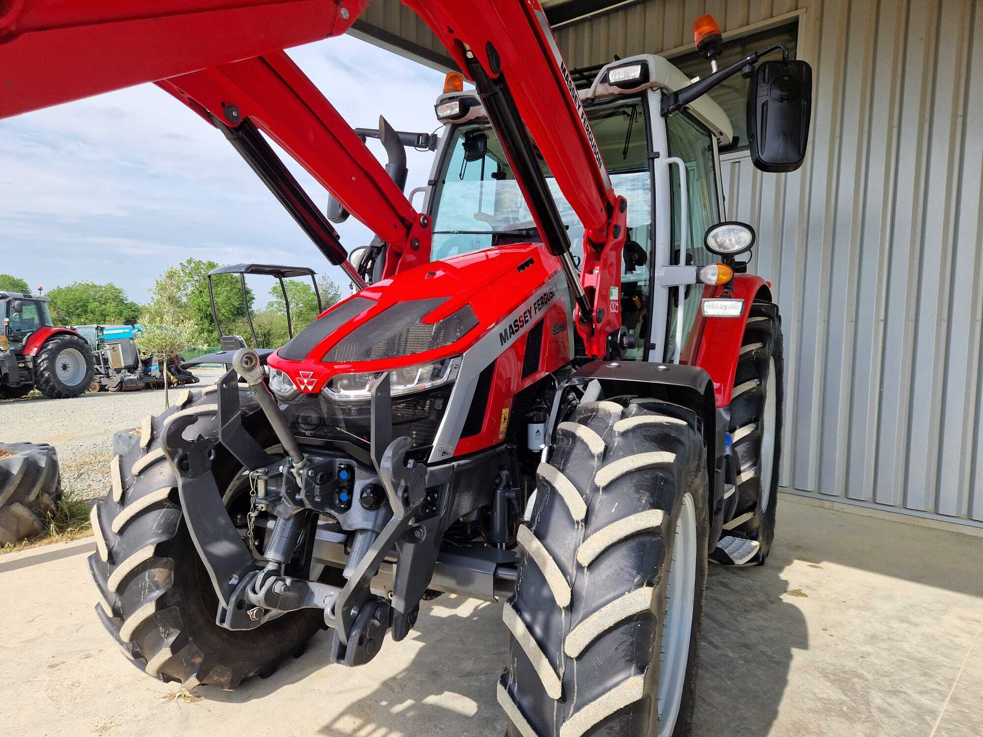 MASSEY FERGUSON 5S 135