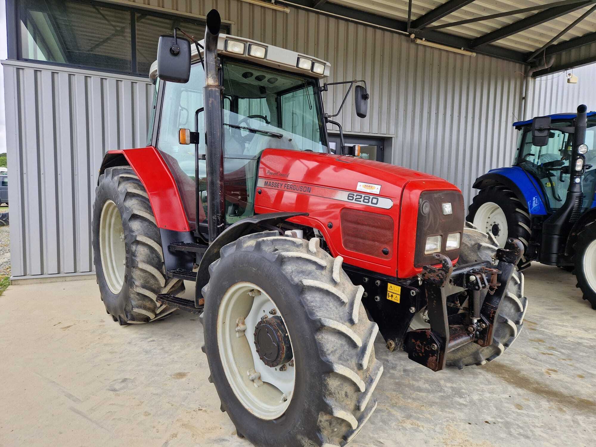 MASSEY FERGUSON 5455 DYNA 4