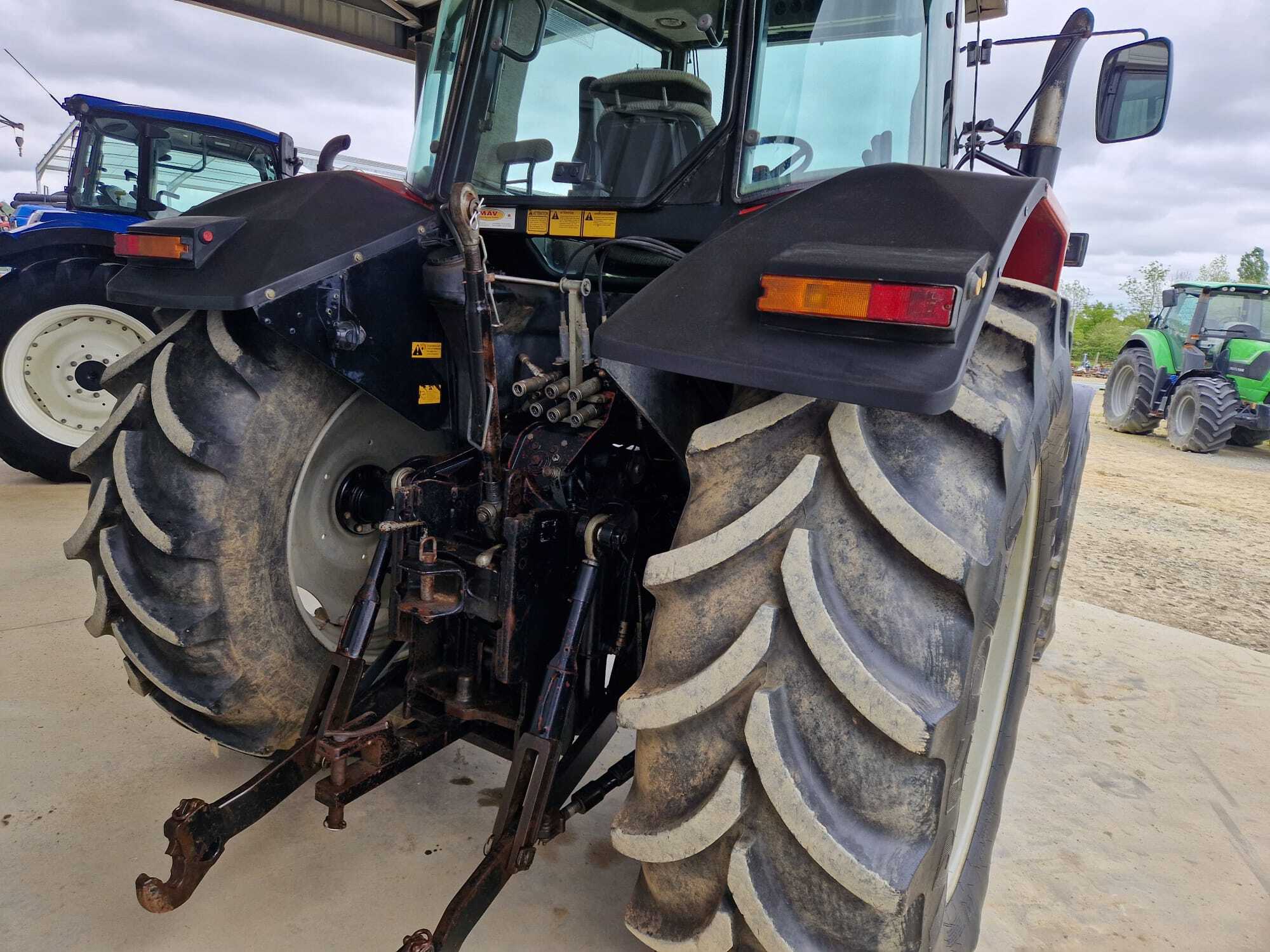 MASSEY FERGUSON 5455 DYNA 4