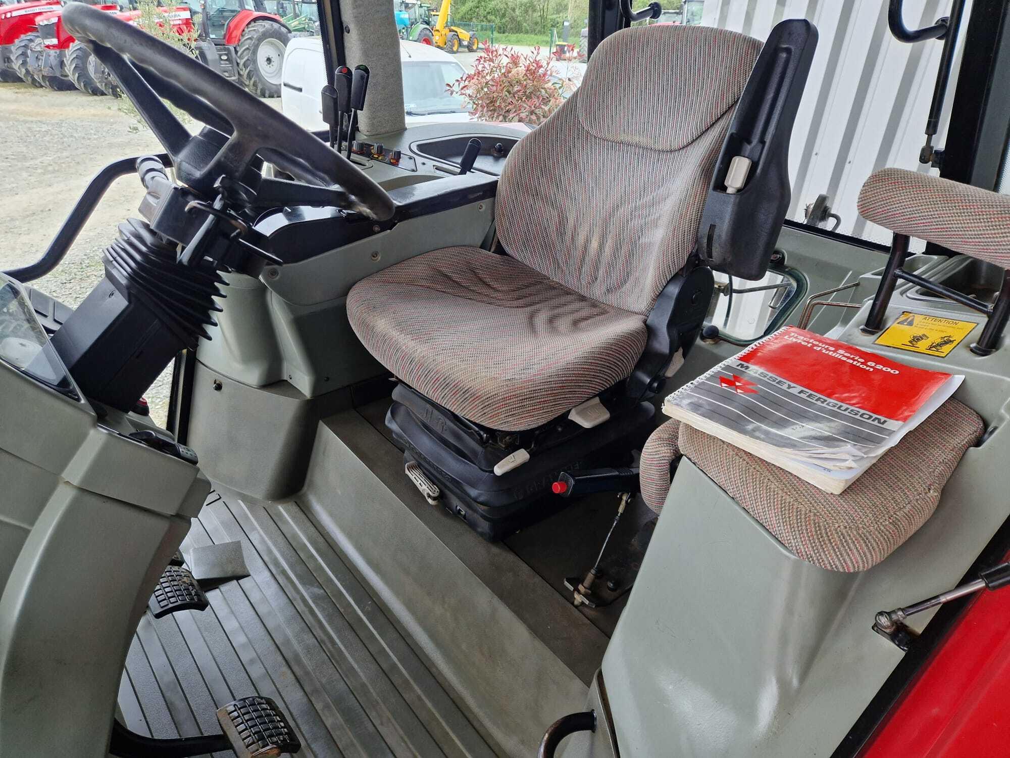 MASSEY FERGUSON 5455 DYNA 4