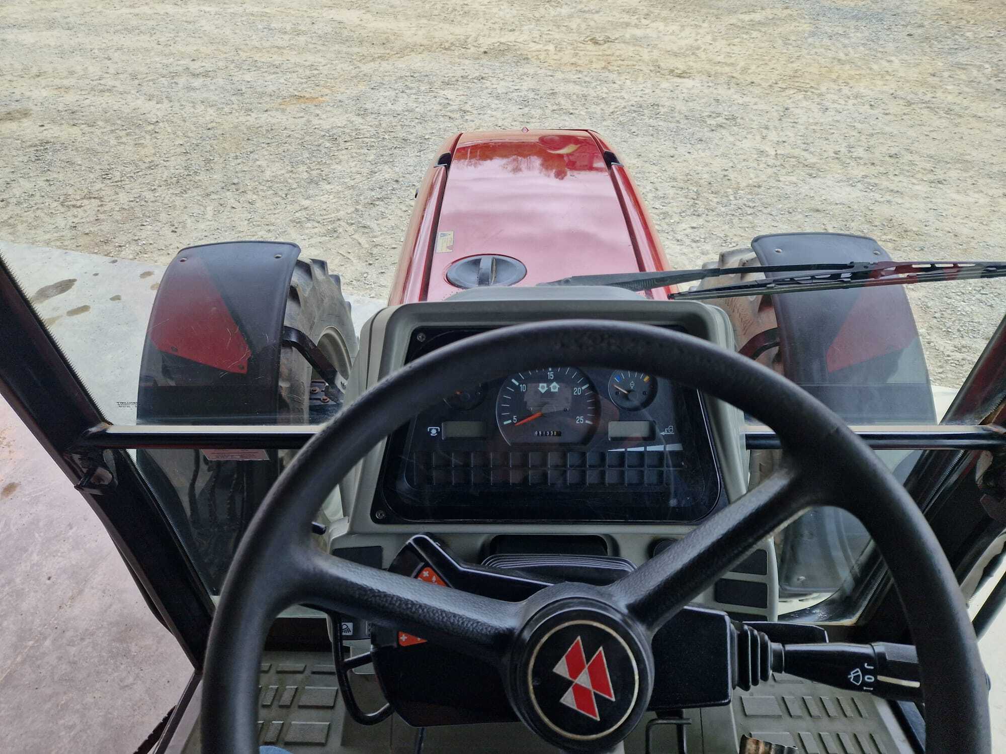 MASSEY FERGUSON 5455 DYNA 4