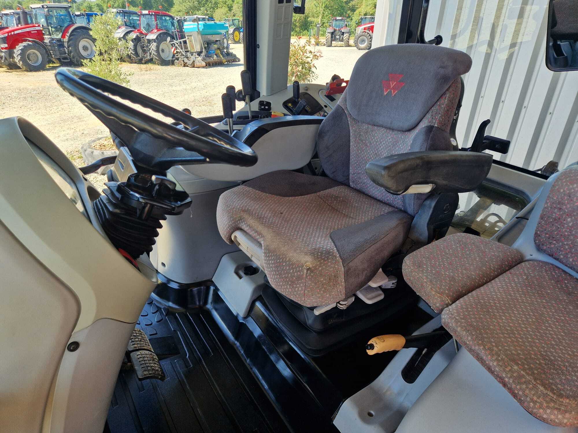 MASSEY FERGUSSON 6465 DYNA6