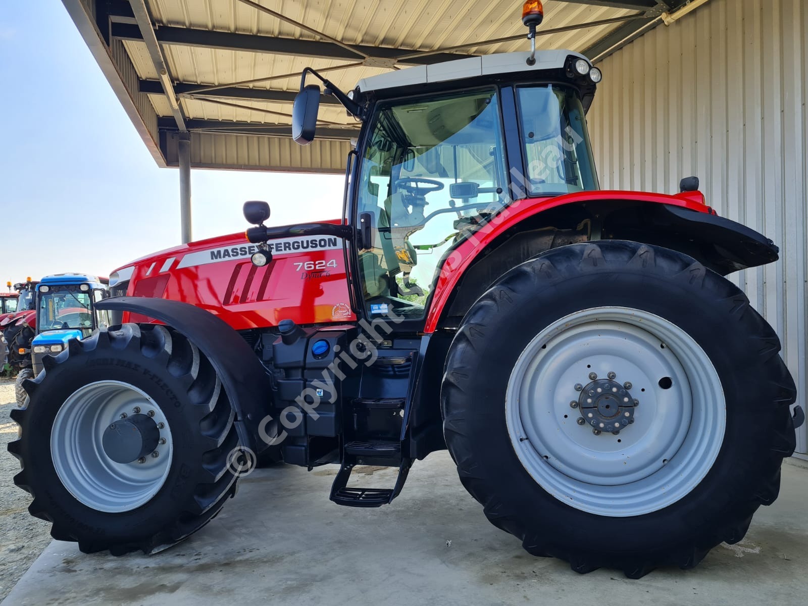 MASSEY FERGUSON 7624 DYNA 6