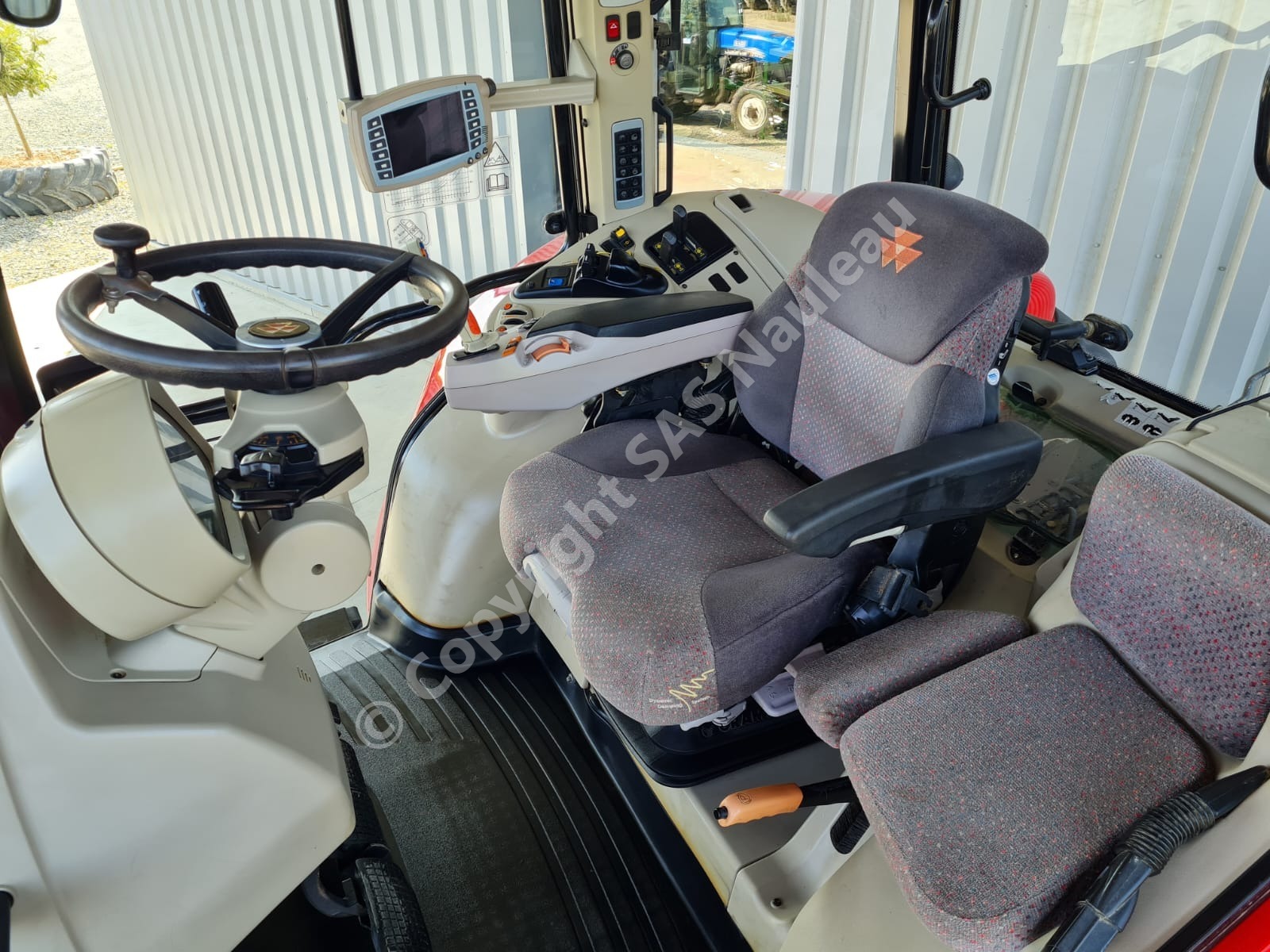 MASSEY FERGUSON 7624 DYNA 6