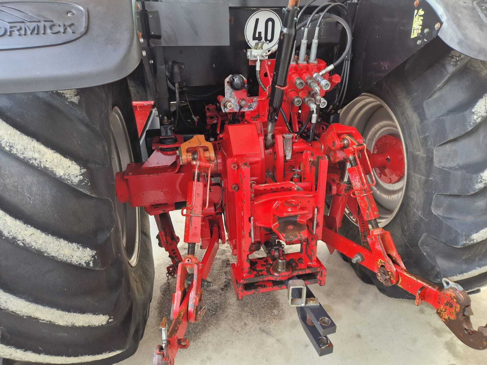 MC CORMICK MC 135