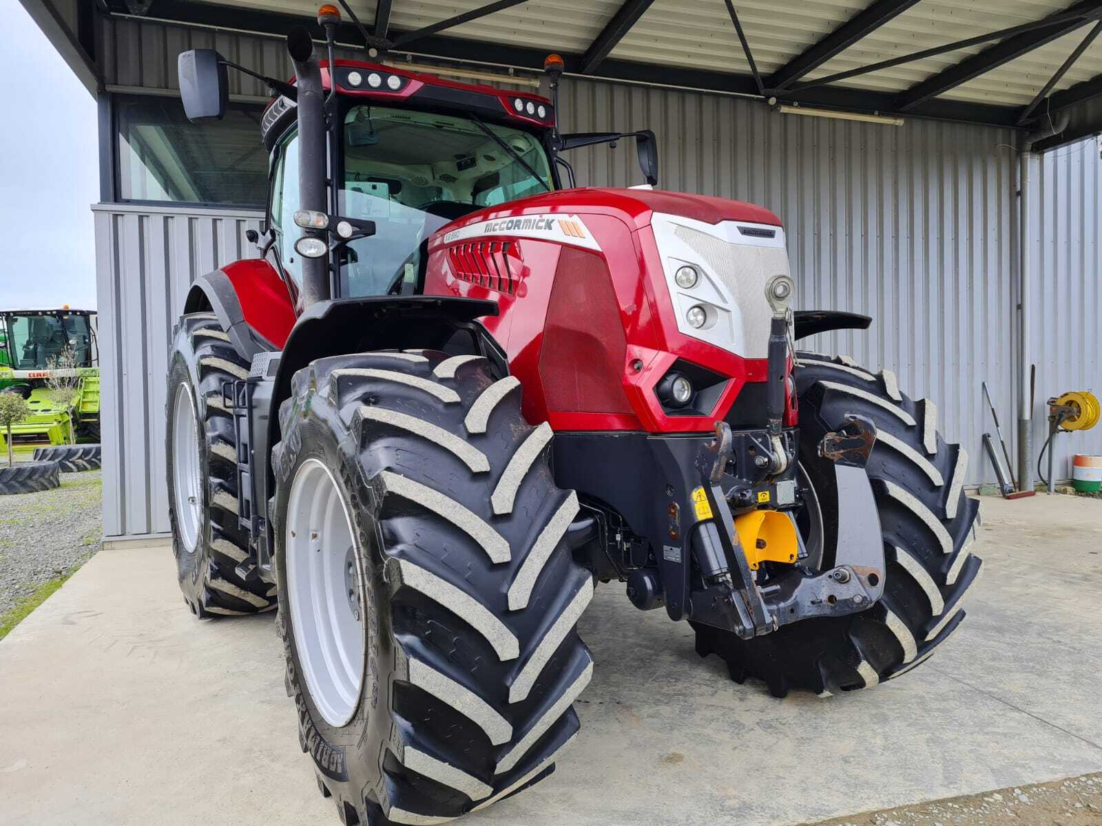 MC CORMICK X8.680 VT DRIVE