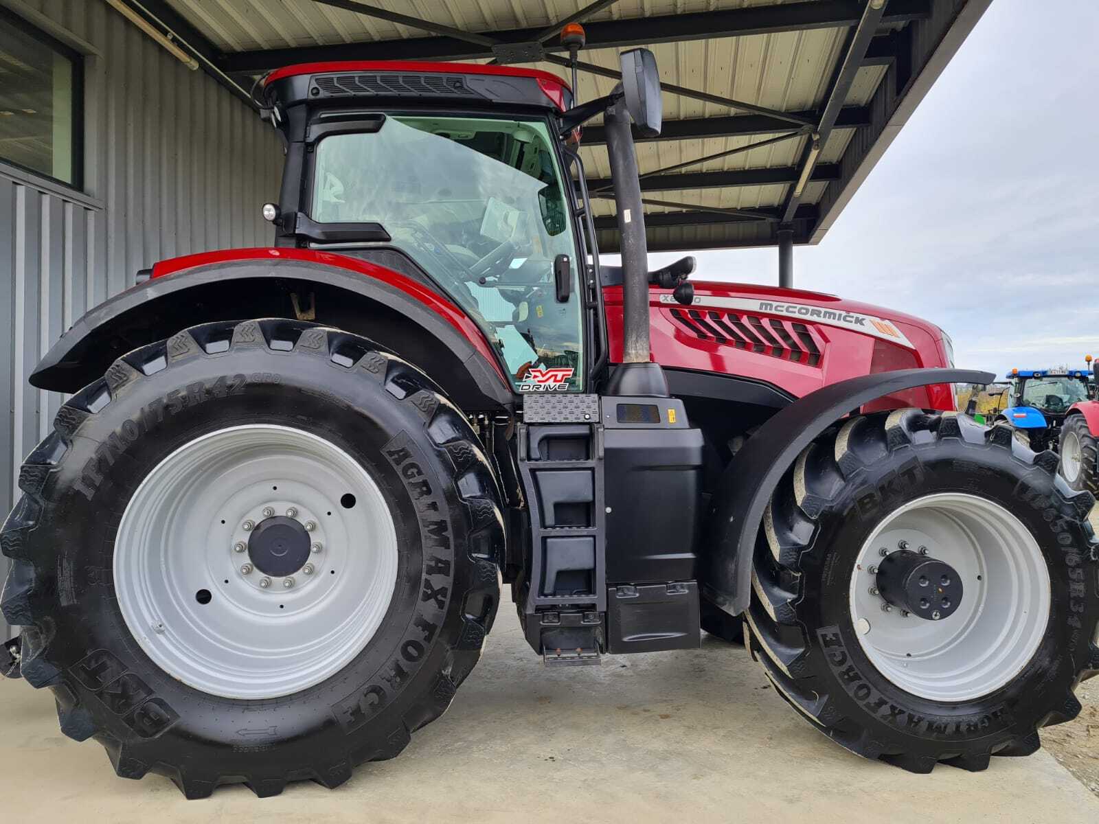 MC CORMICK X8.680 VT DRIVE