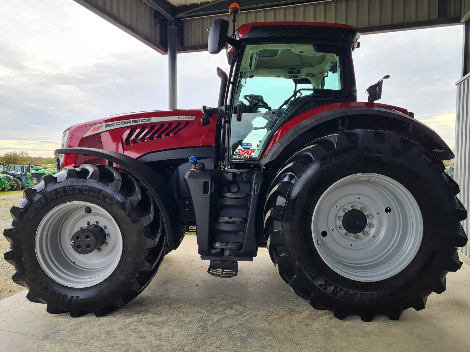 MC CORMICK X8.680 VT DRIVE