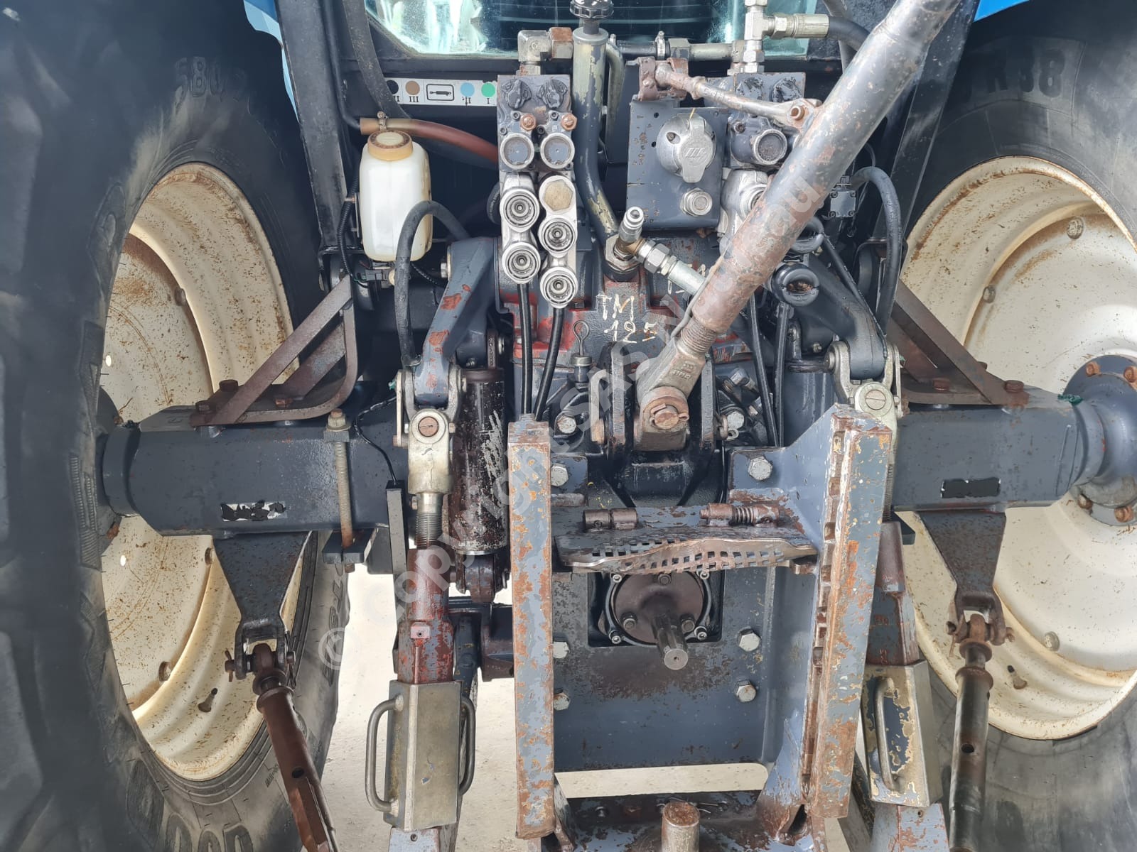 NEW HOLLAND 8360