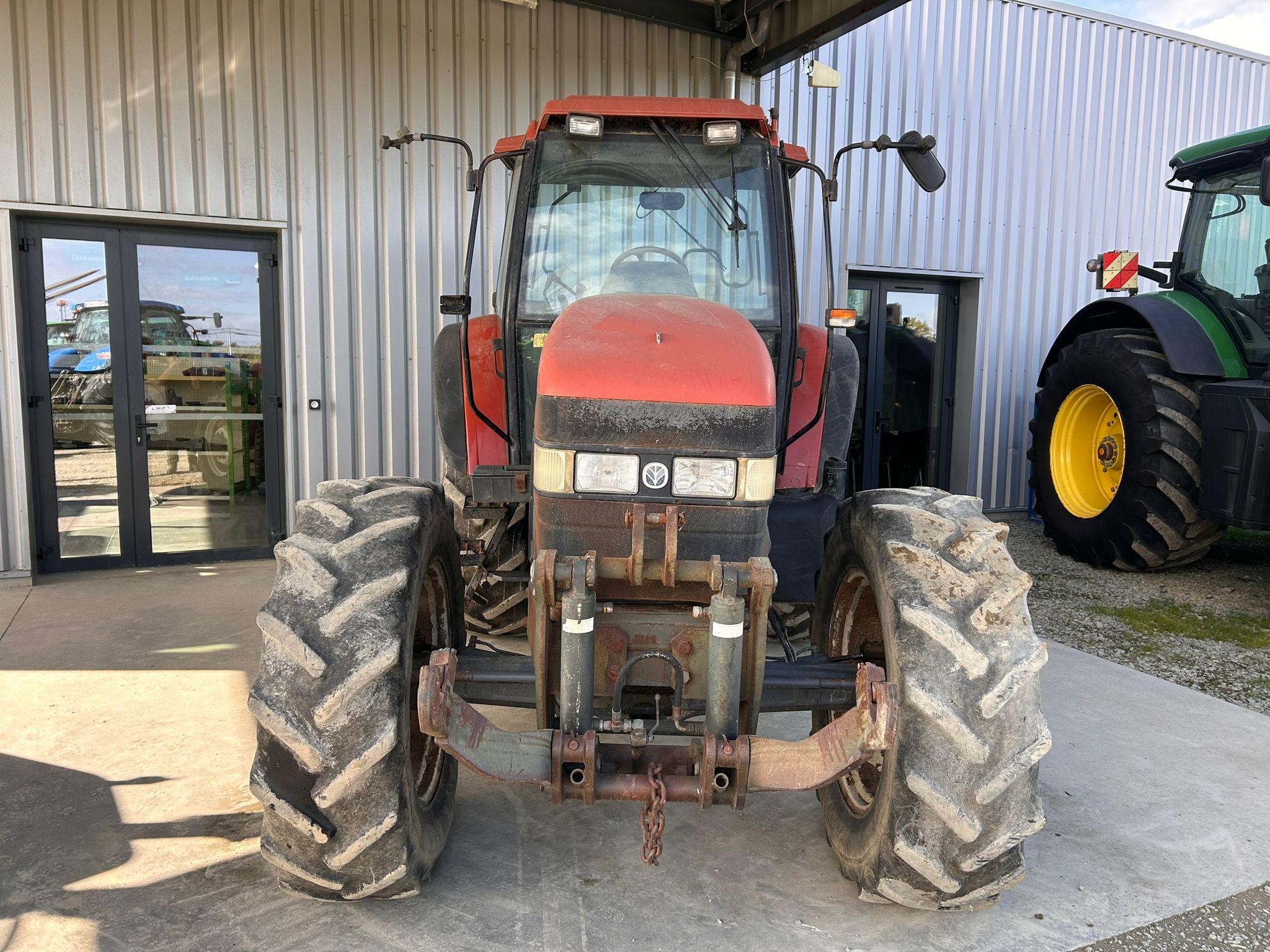 NEW HOLLAND M100 DT
