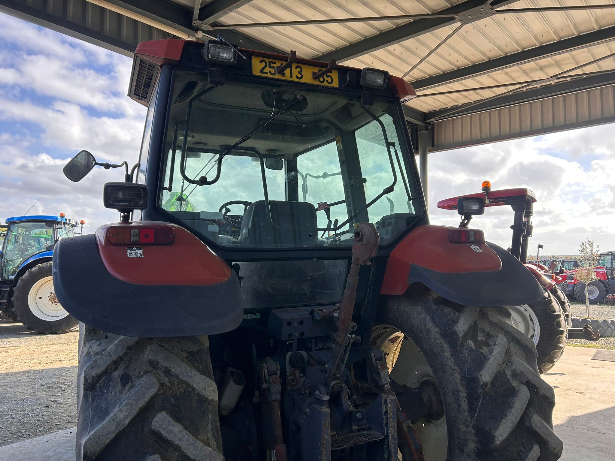 NEW HOLLAND M100 DT