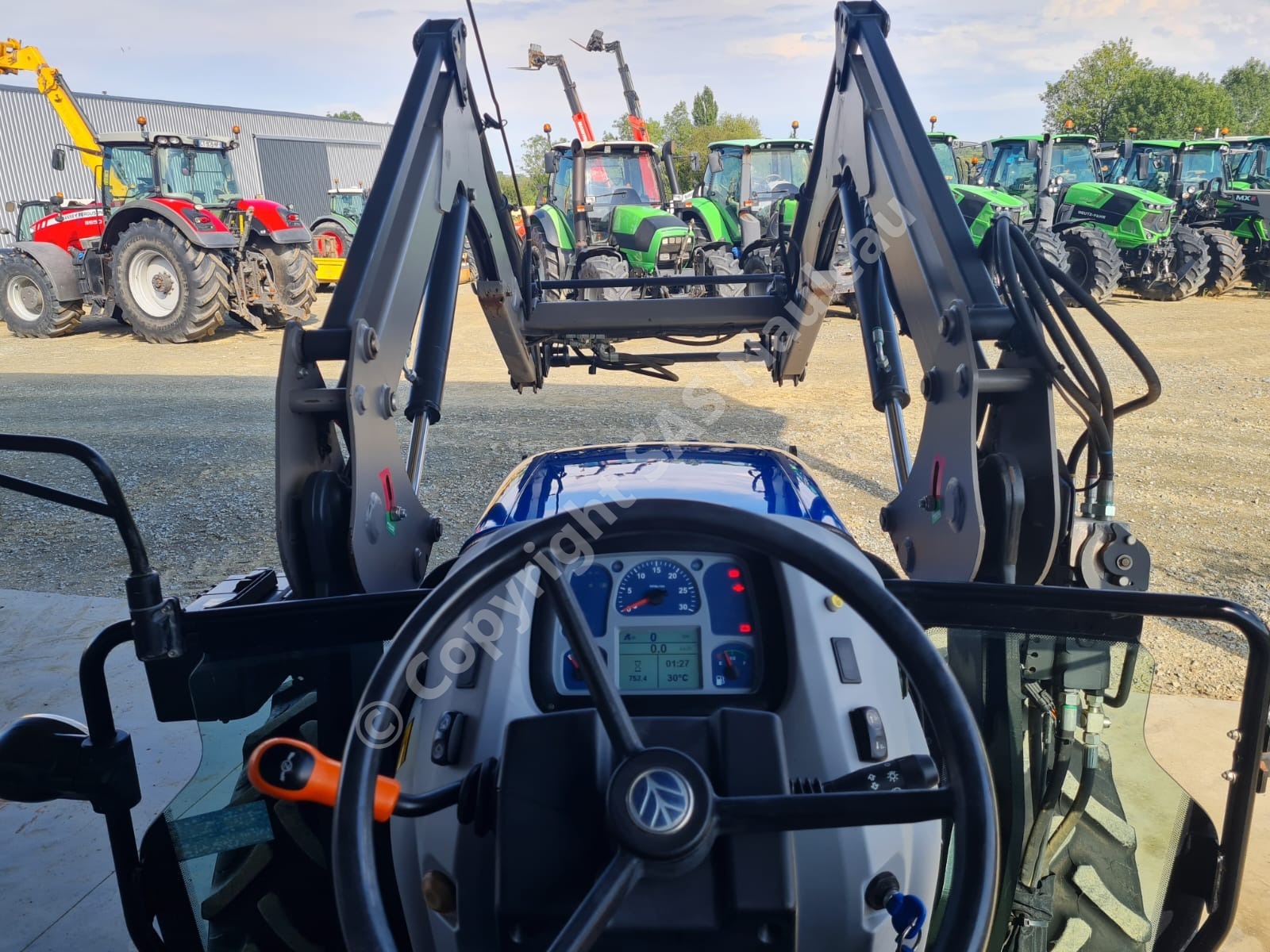 NEW HOLLAND T4.65S