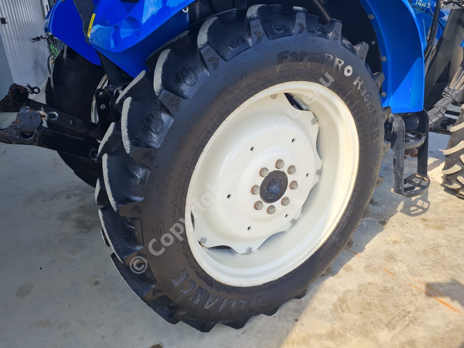 NEW HOLLAND T4.65S