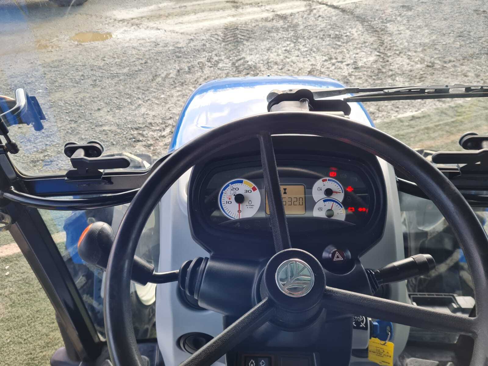 NEW HOLLAND T4.75