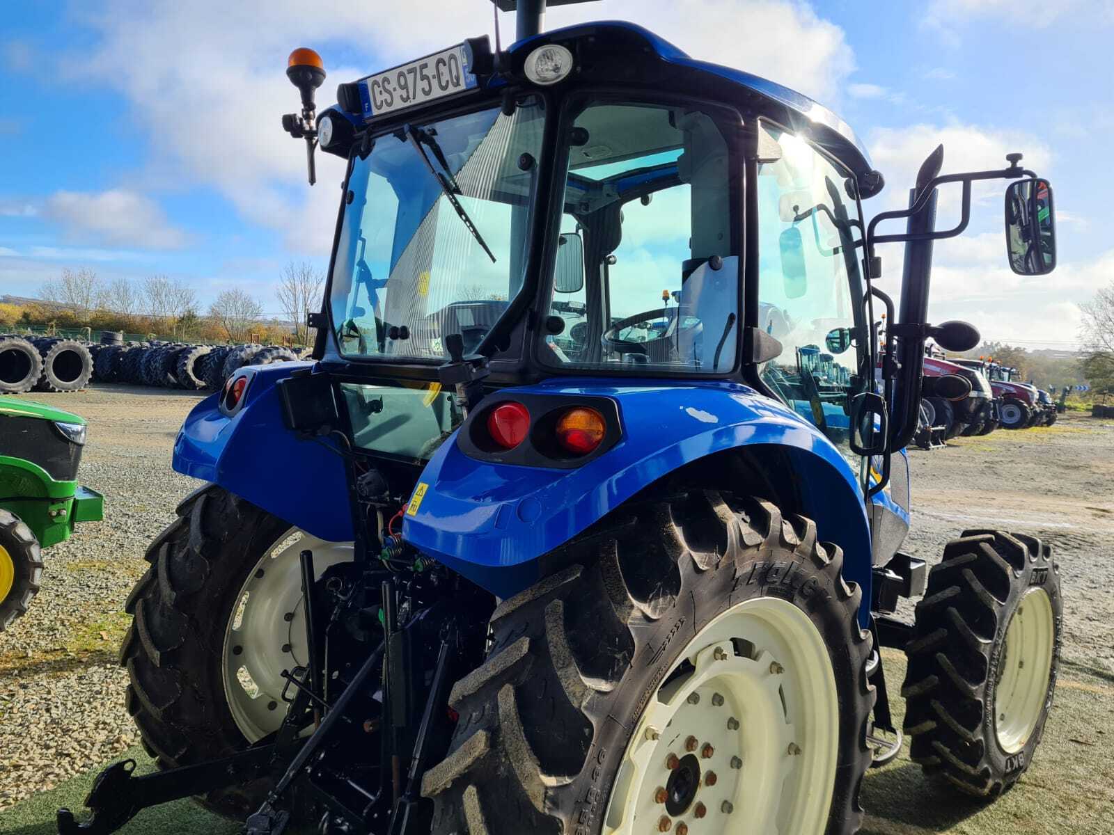 NEW HOLLAND T4.75