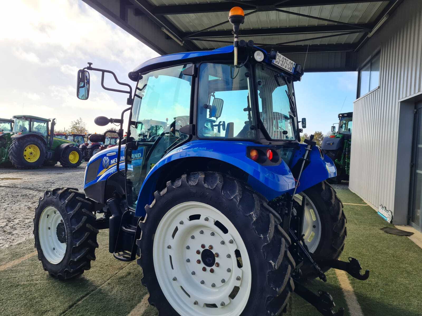 NEW HOLLAND T4.75
