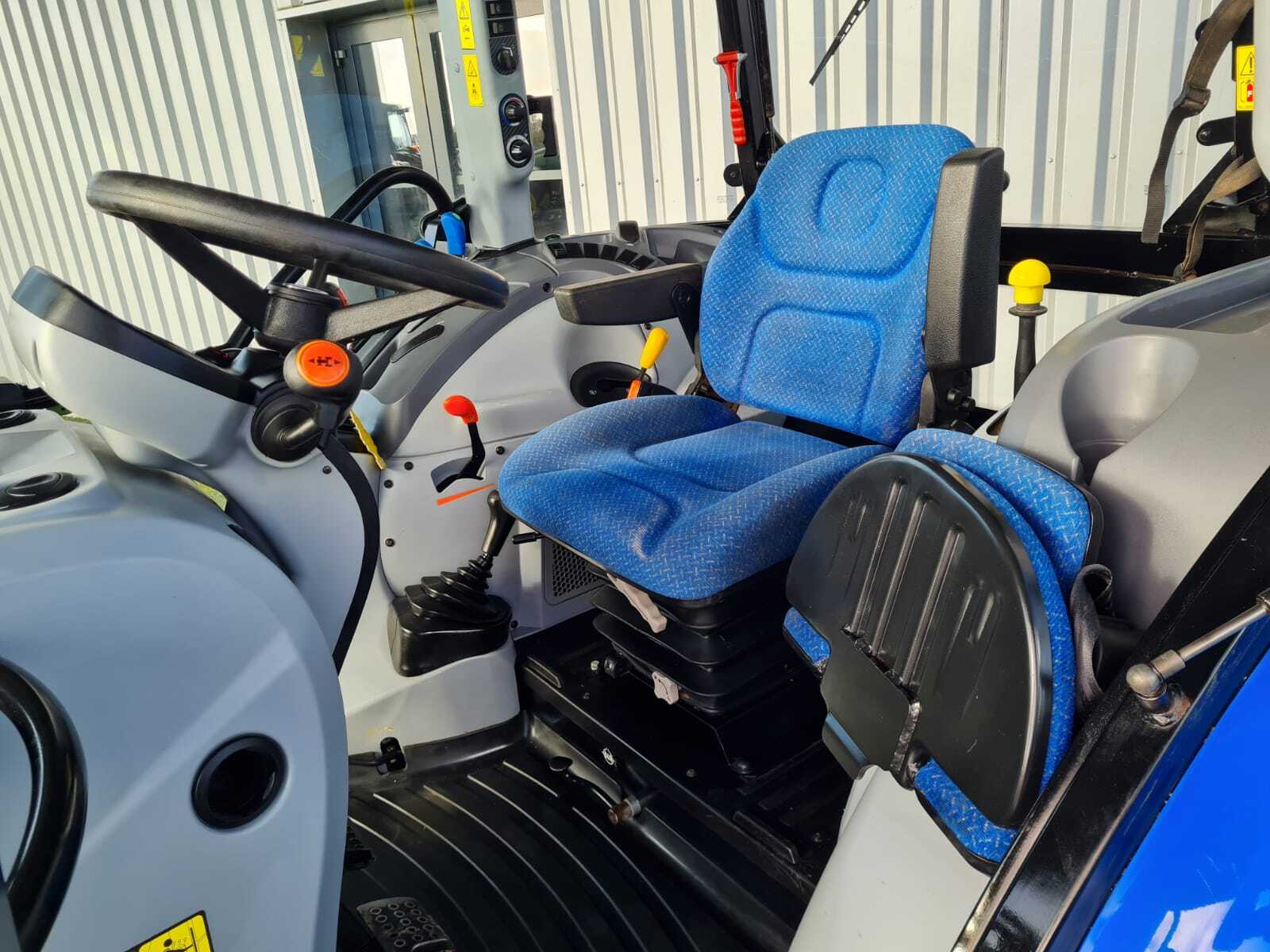 NEW HOLLAND T4.75