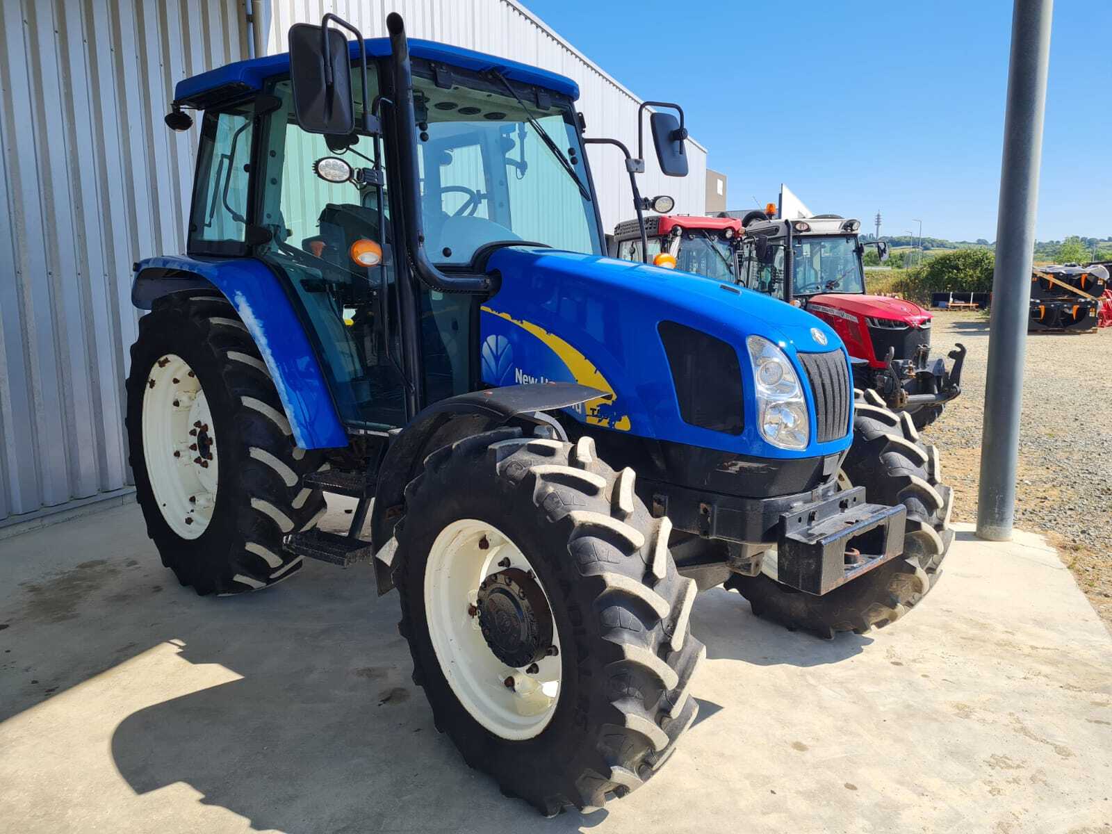 NEW HOLLAND T5040