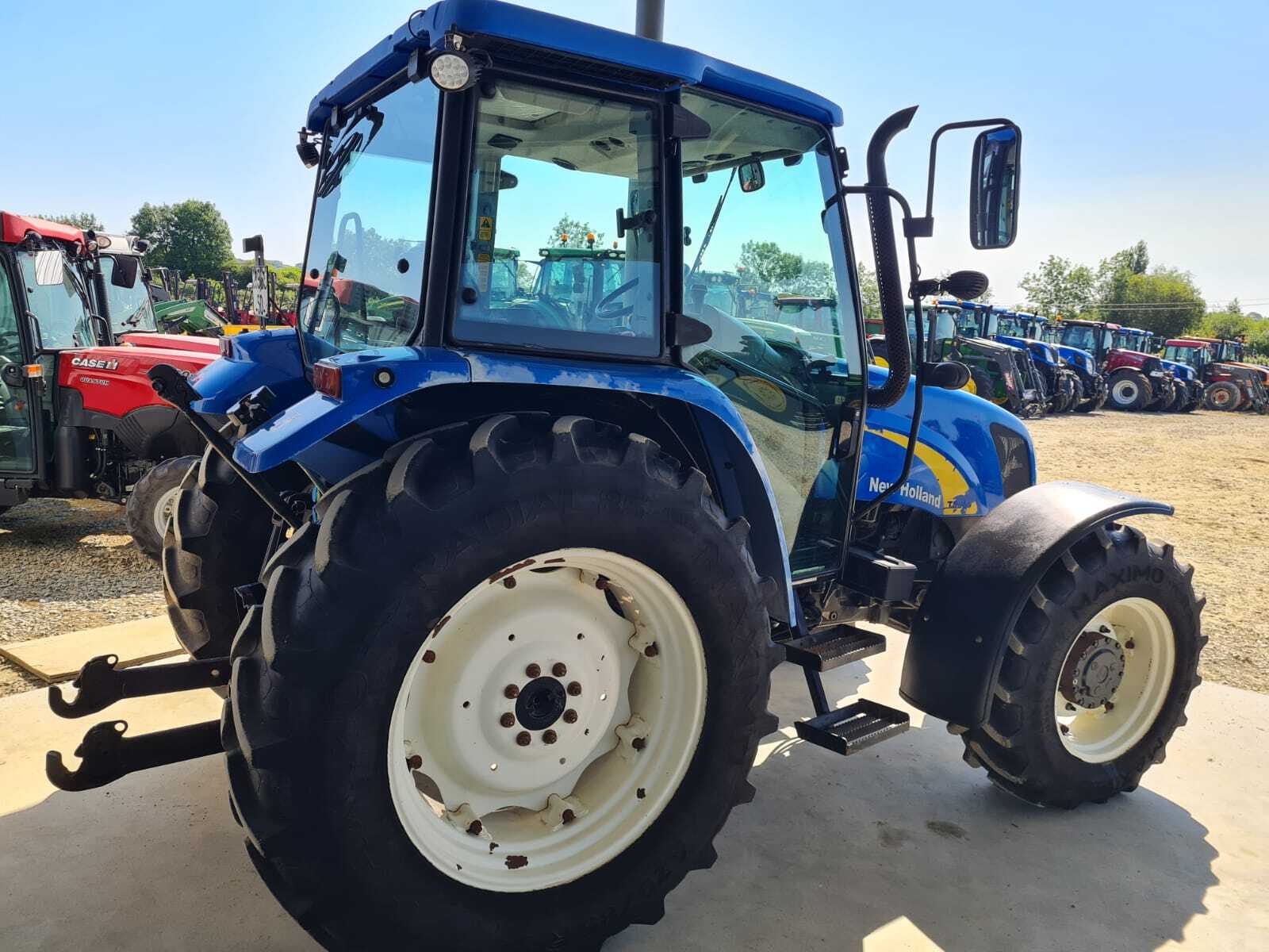 NEW HOLLAND T5040