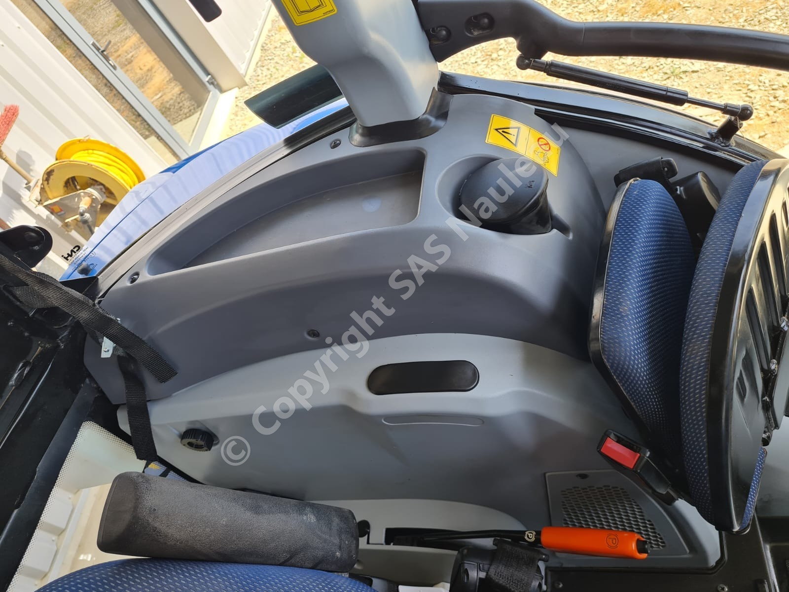 NEW HOLLAND T5.100 EC