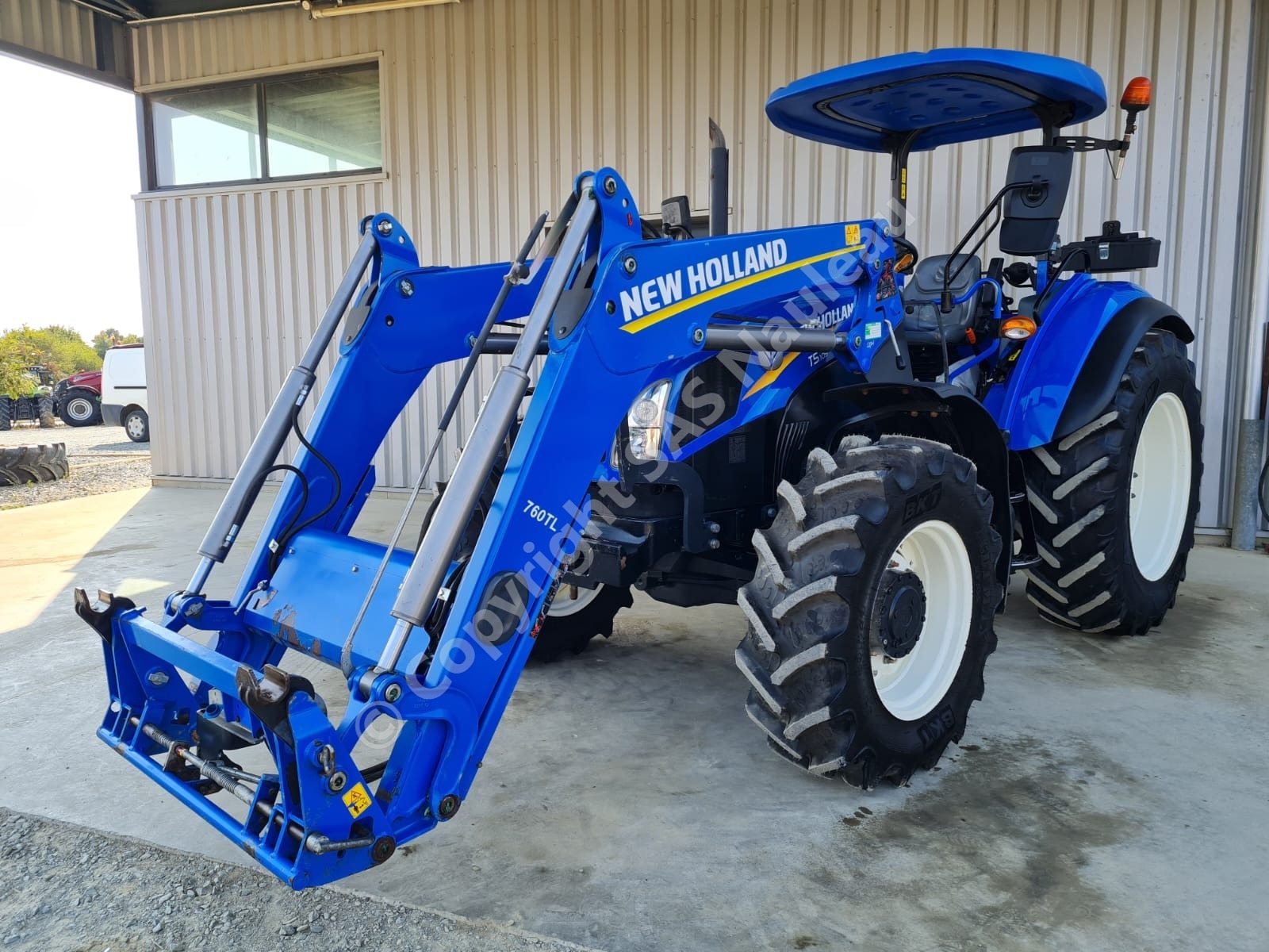 NEW HOLLAND T5 105 DC
