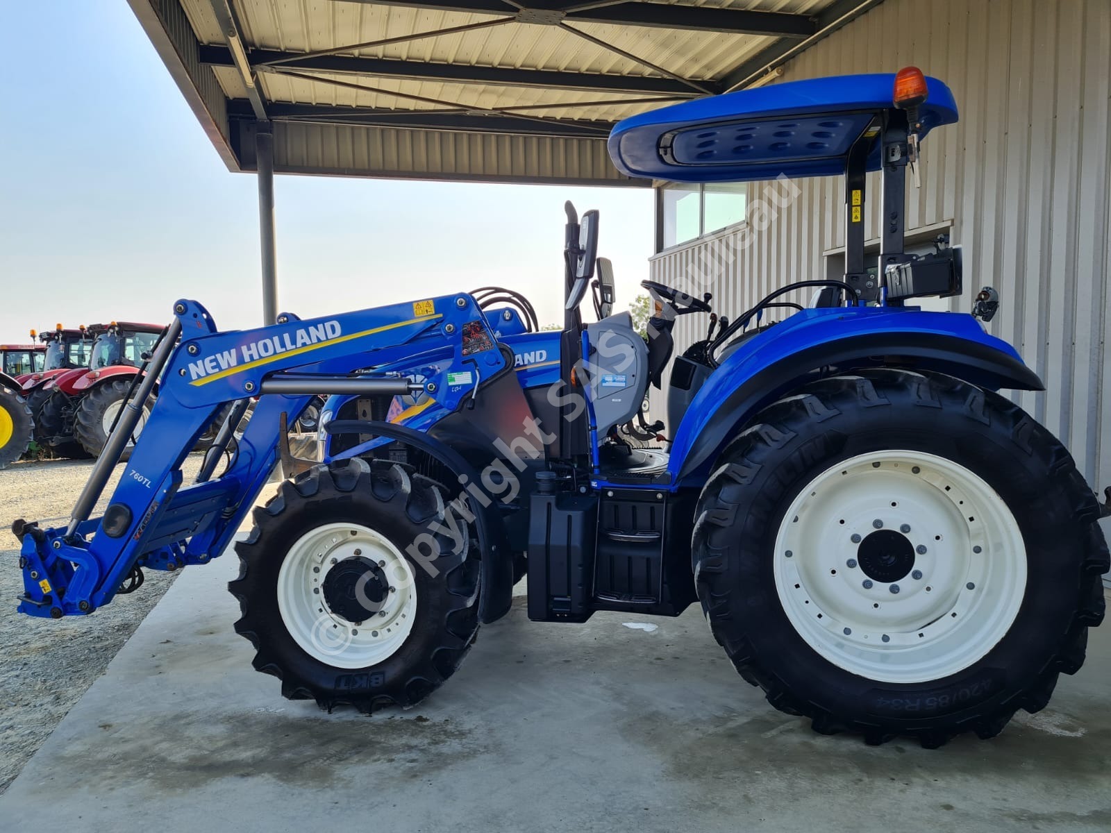 NEW HOLLAND T5 105 DC