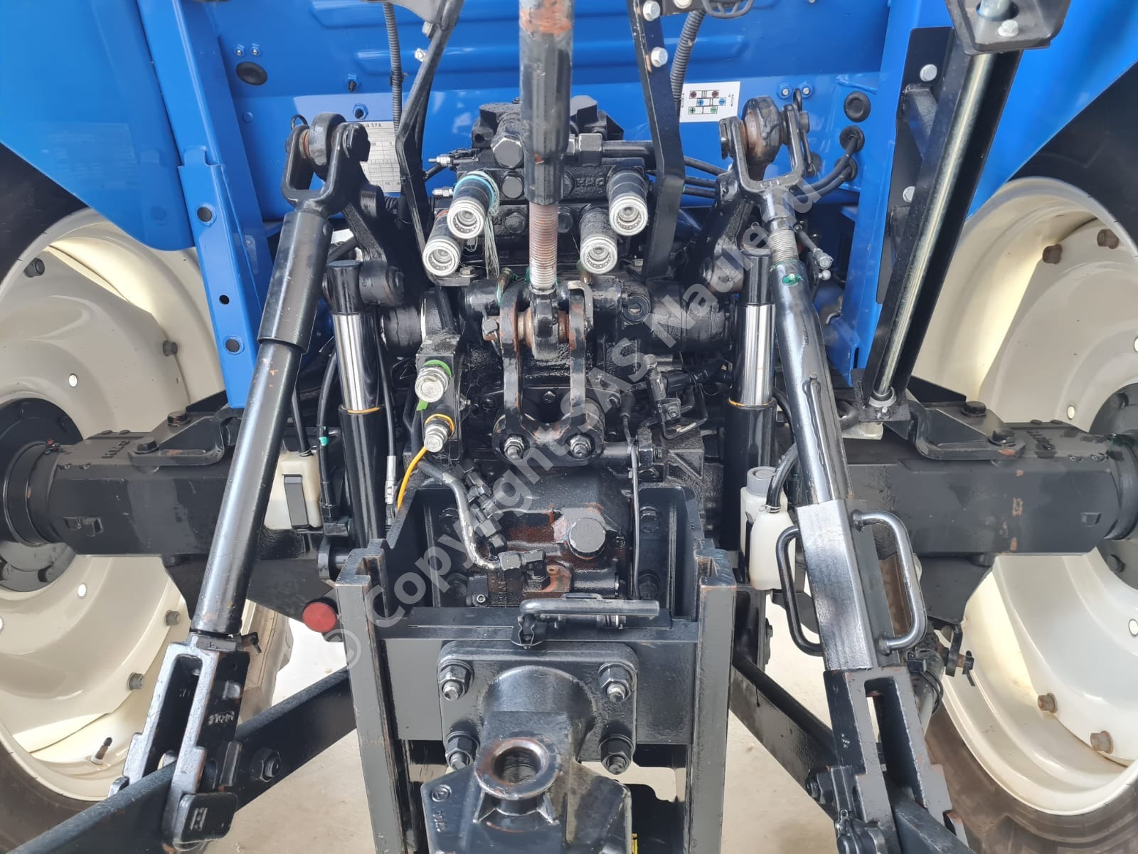 NEW HOLLAND T5 105 DC