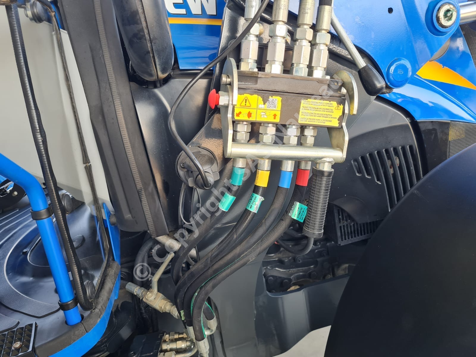 NEW HOLLAND T5 105 DC