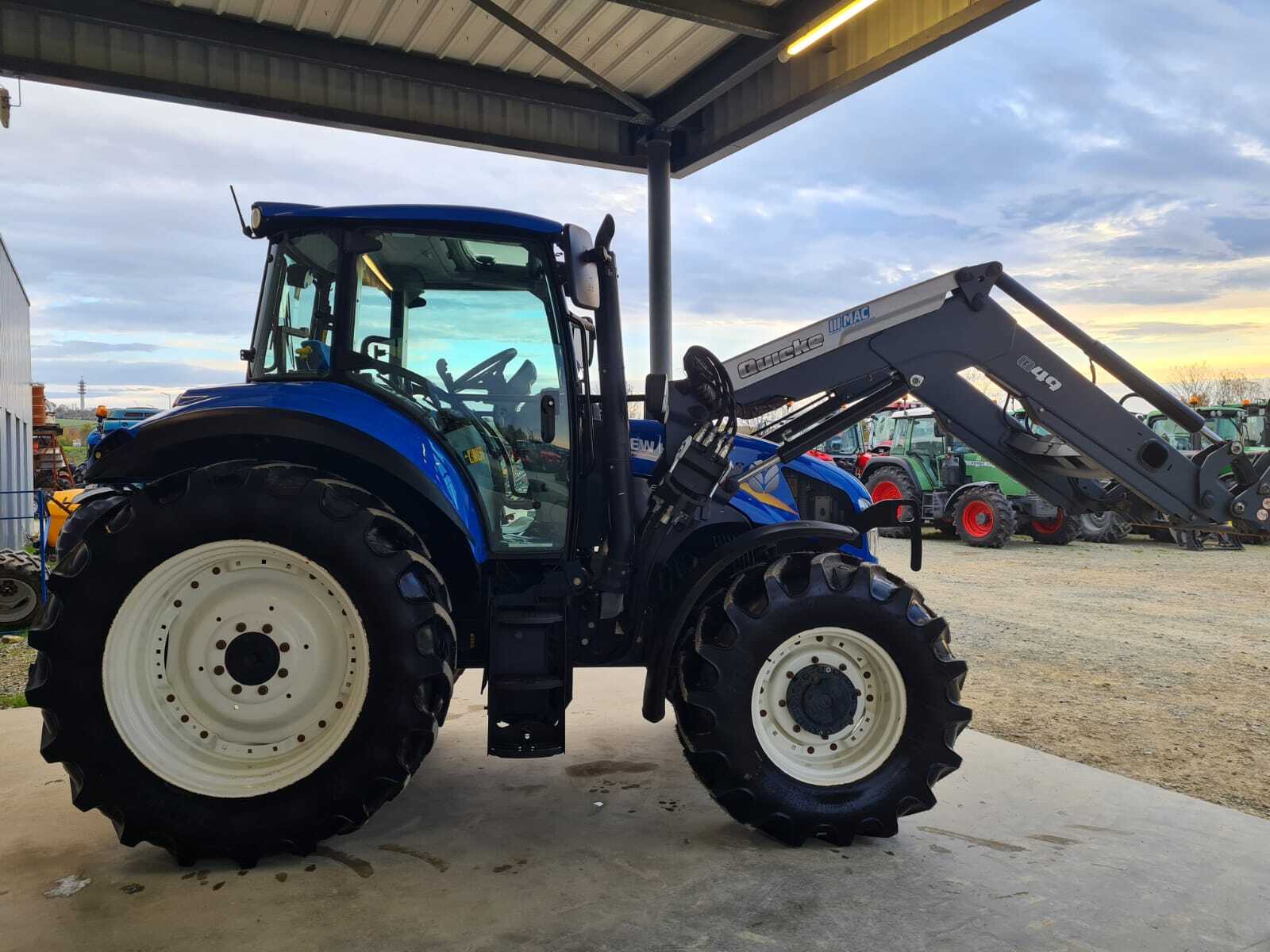 NEW HOLLAND T5.105 EC