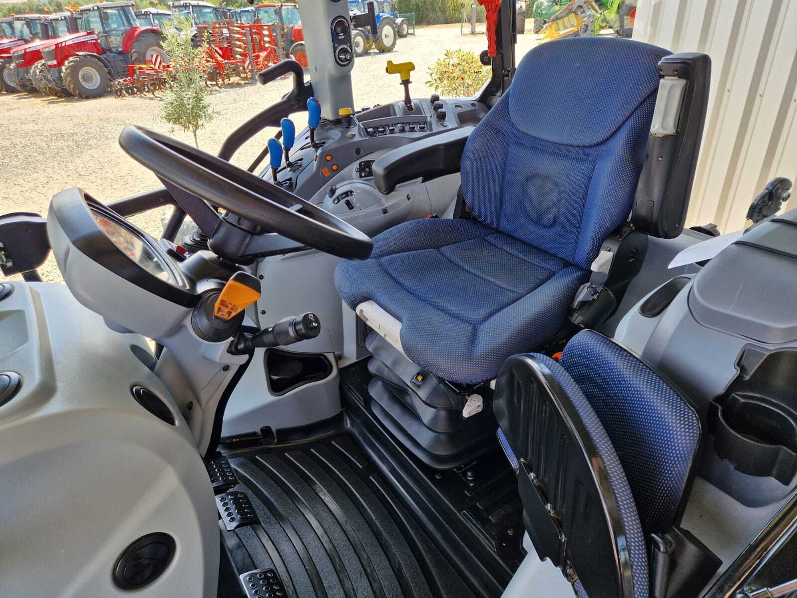 NEW HOLLAND T5.110 EC