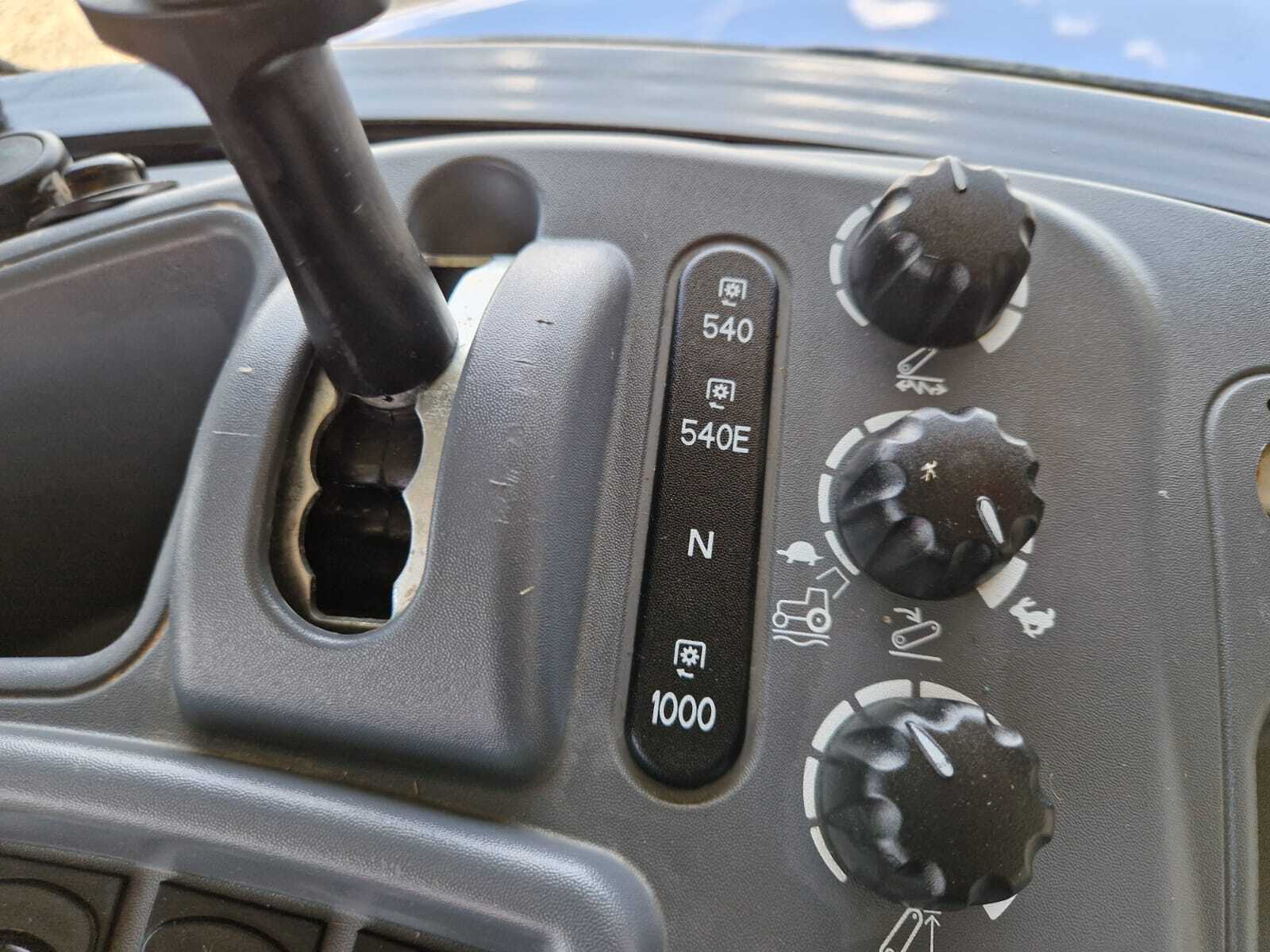 NEW HOLLAND T5.110 EC