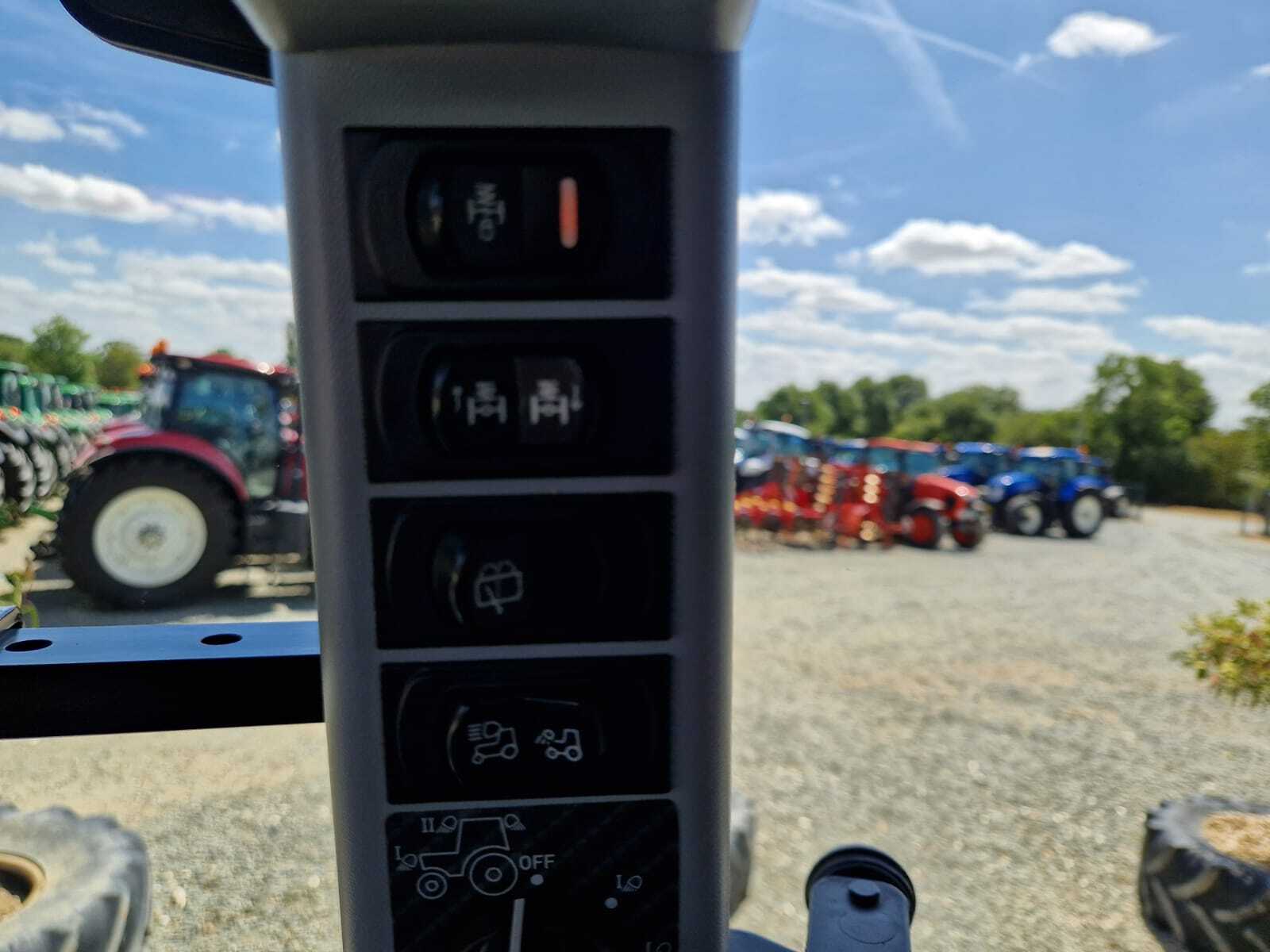 NEW HOLLAND T5.110 EC